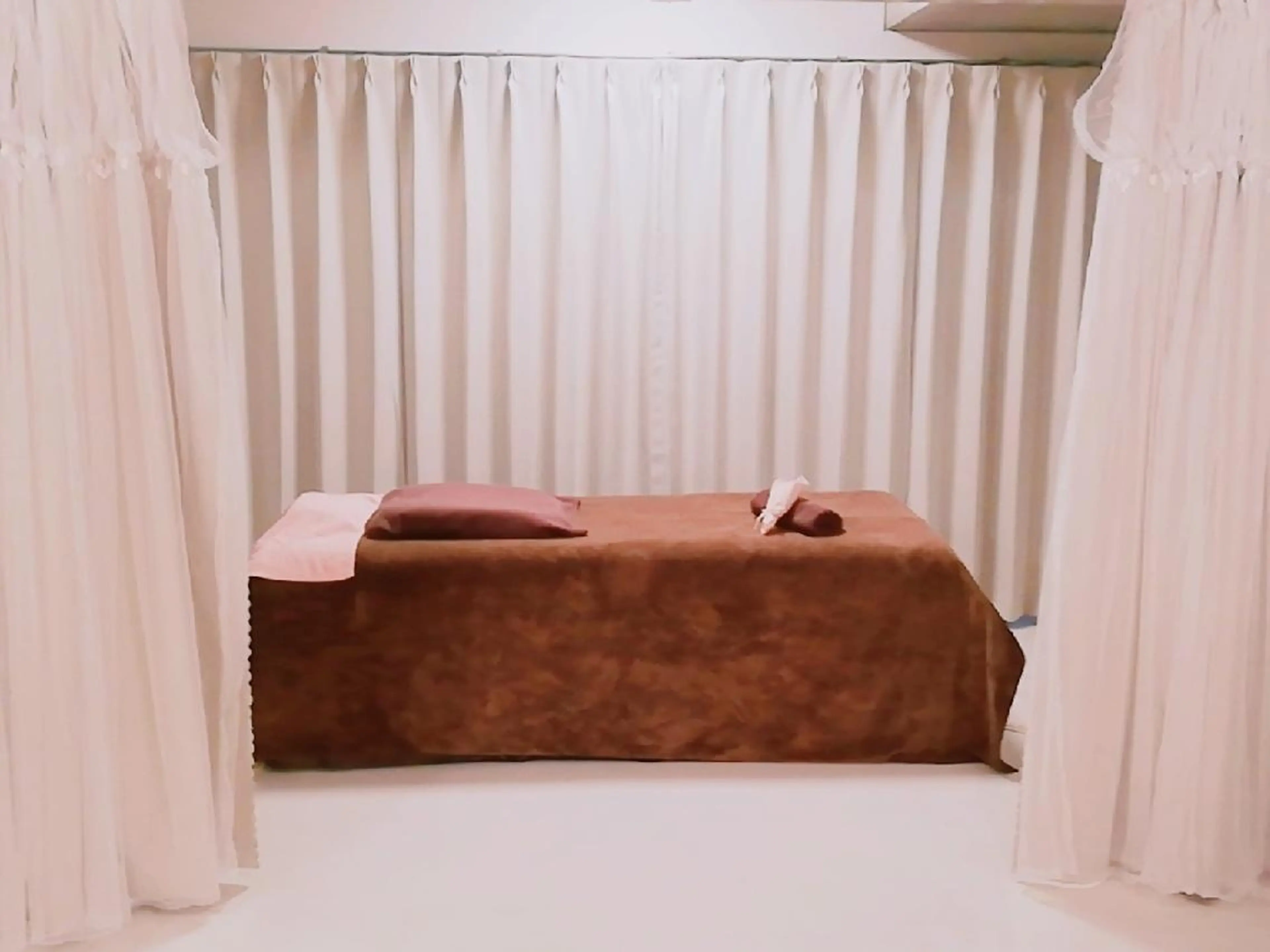 深層リンパオイル/小 顔とドライヘッドスパのエステ・リラクイメージ