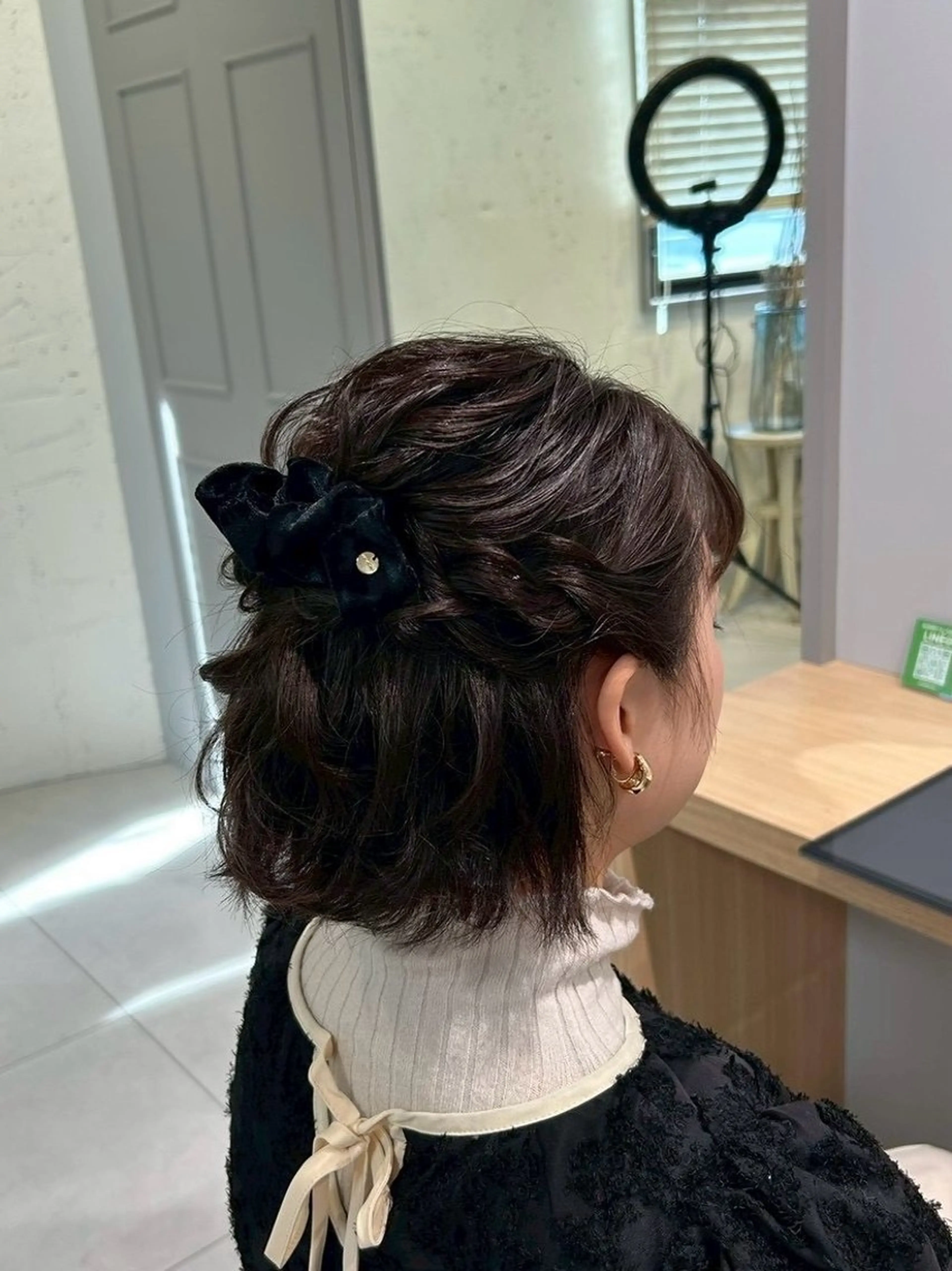 ショート ヘアアレンジ しゅり🍎/アレンジ 🎀/髪質改善✨️のヘアスタイル