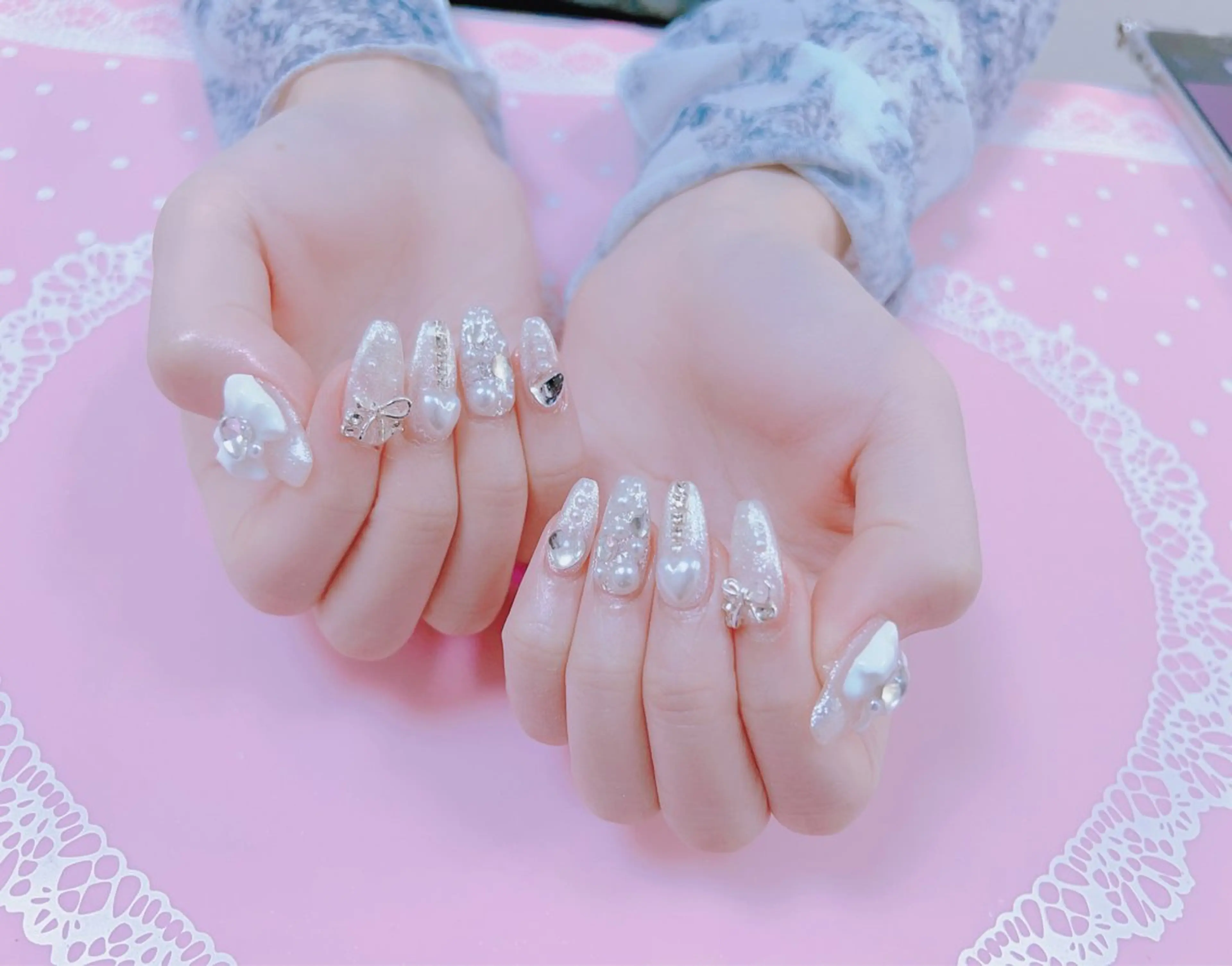 ネイル はぴねす所属・横浜 美夢のネイルデザイン