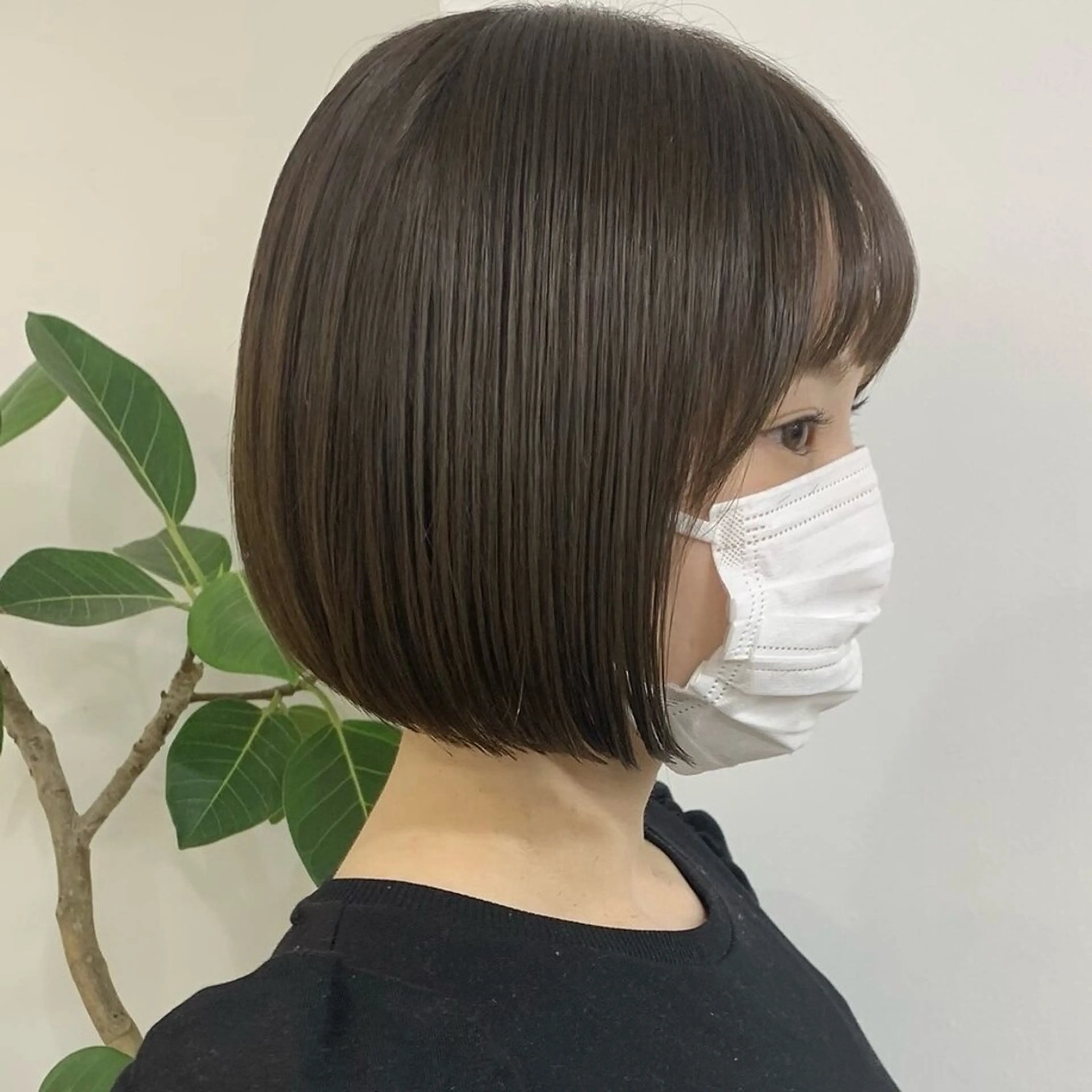 ショート ヘアカラー elima調布所属・澤崎 ゆらのヘアスタイル