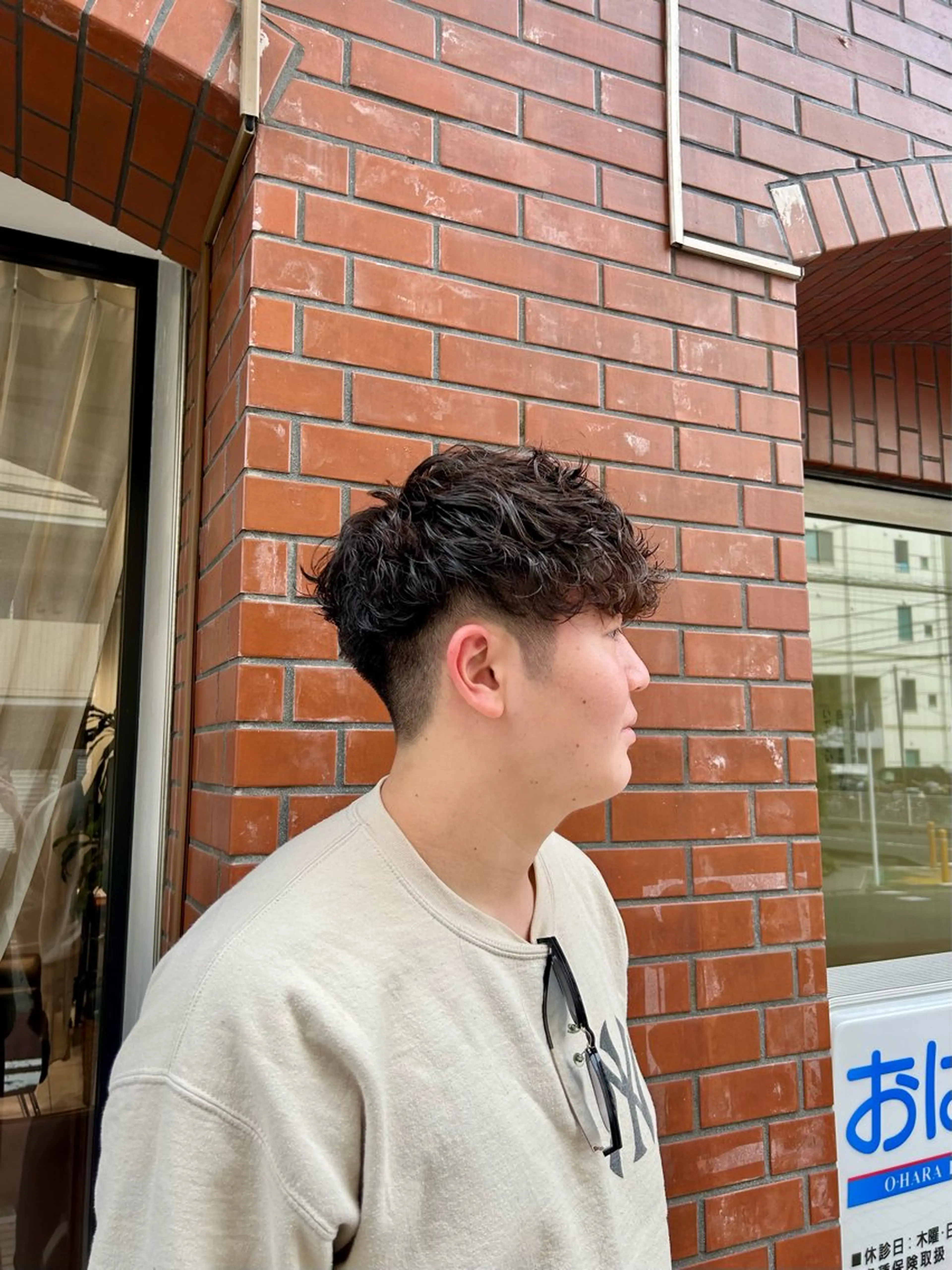 ショート パーマ メンズ スペインカール カット パーマ 保坂 駿太郎のヘアスタイル