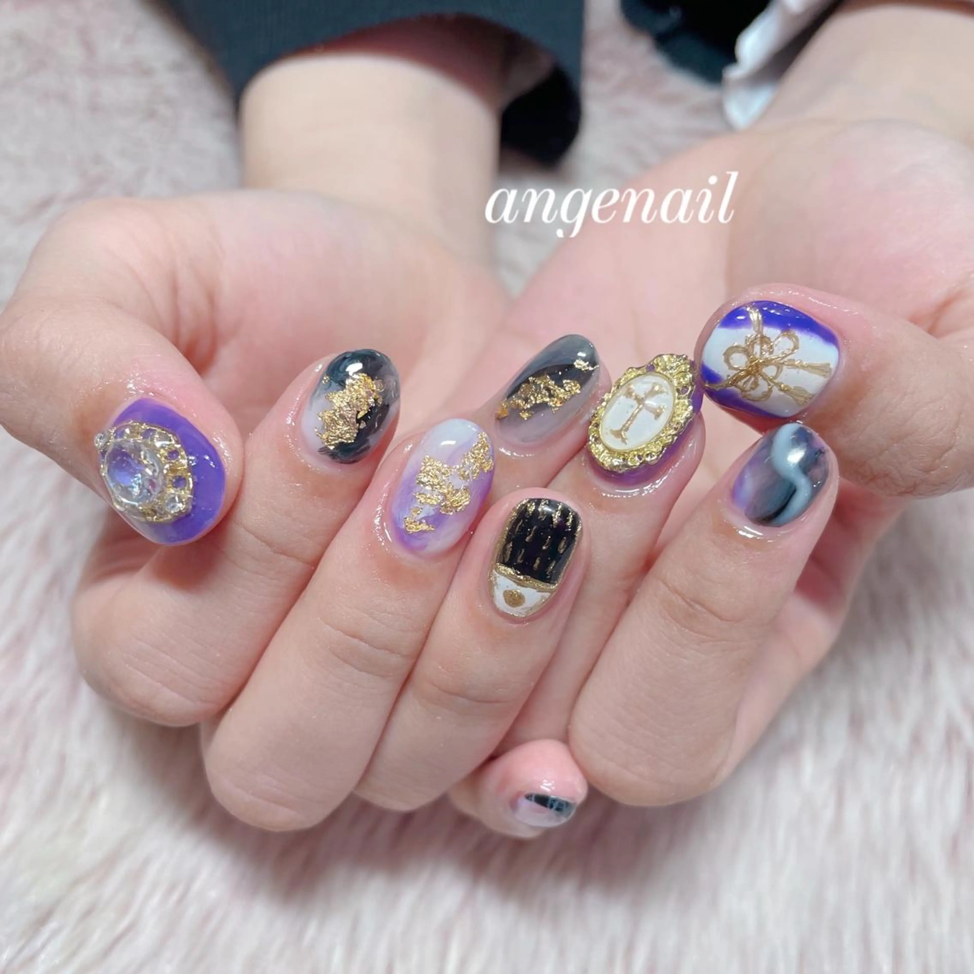 ネイル ハンドネイル オーナーネイリスト MAKIのネイルデザイン