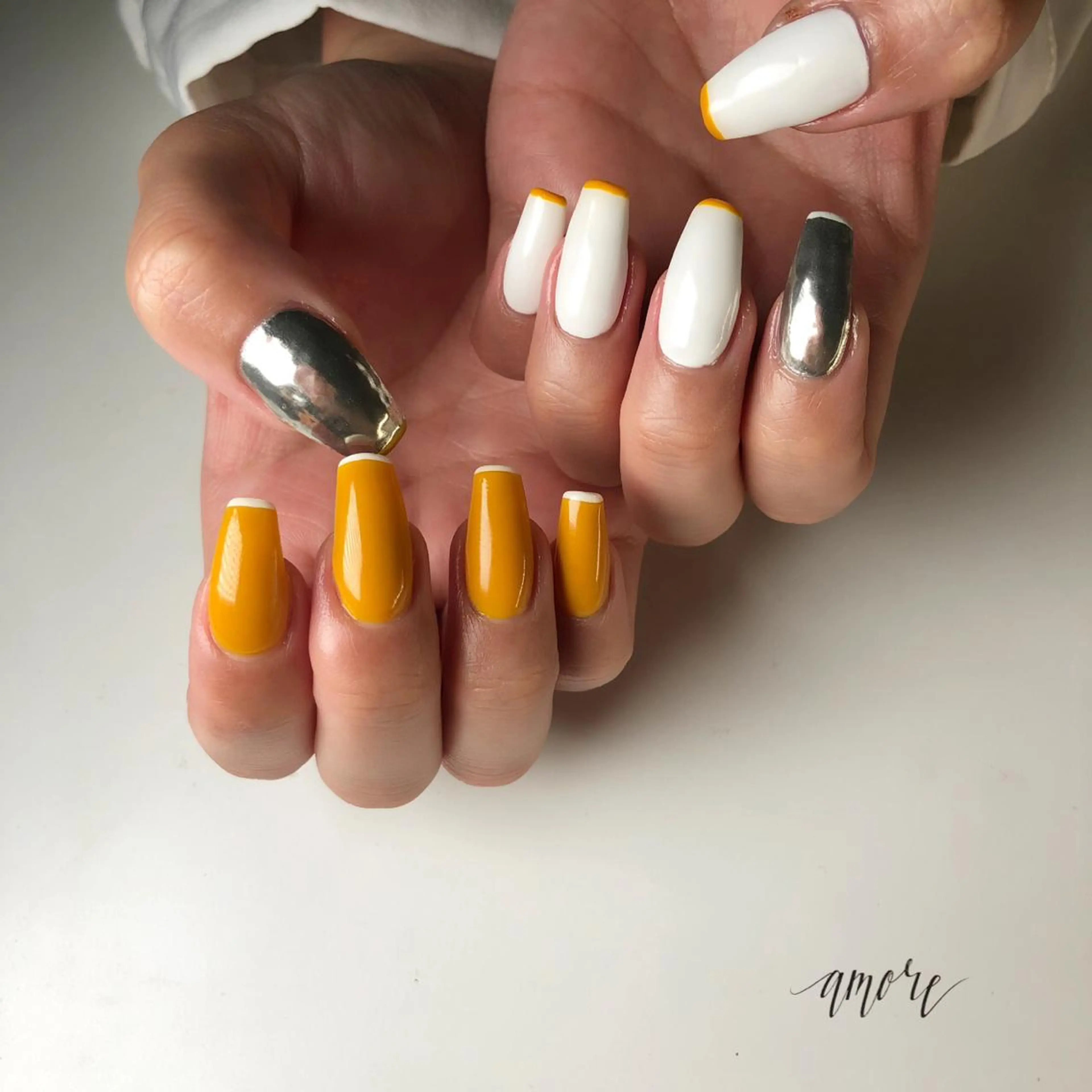 ネイル フレンチネイル ジェルネイル 氷ネイル・うるうるネイル マグネットネイル ミラーネイル You kyehwaのネイルデザイン