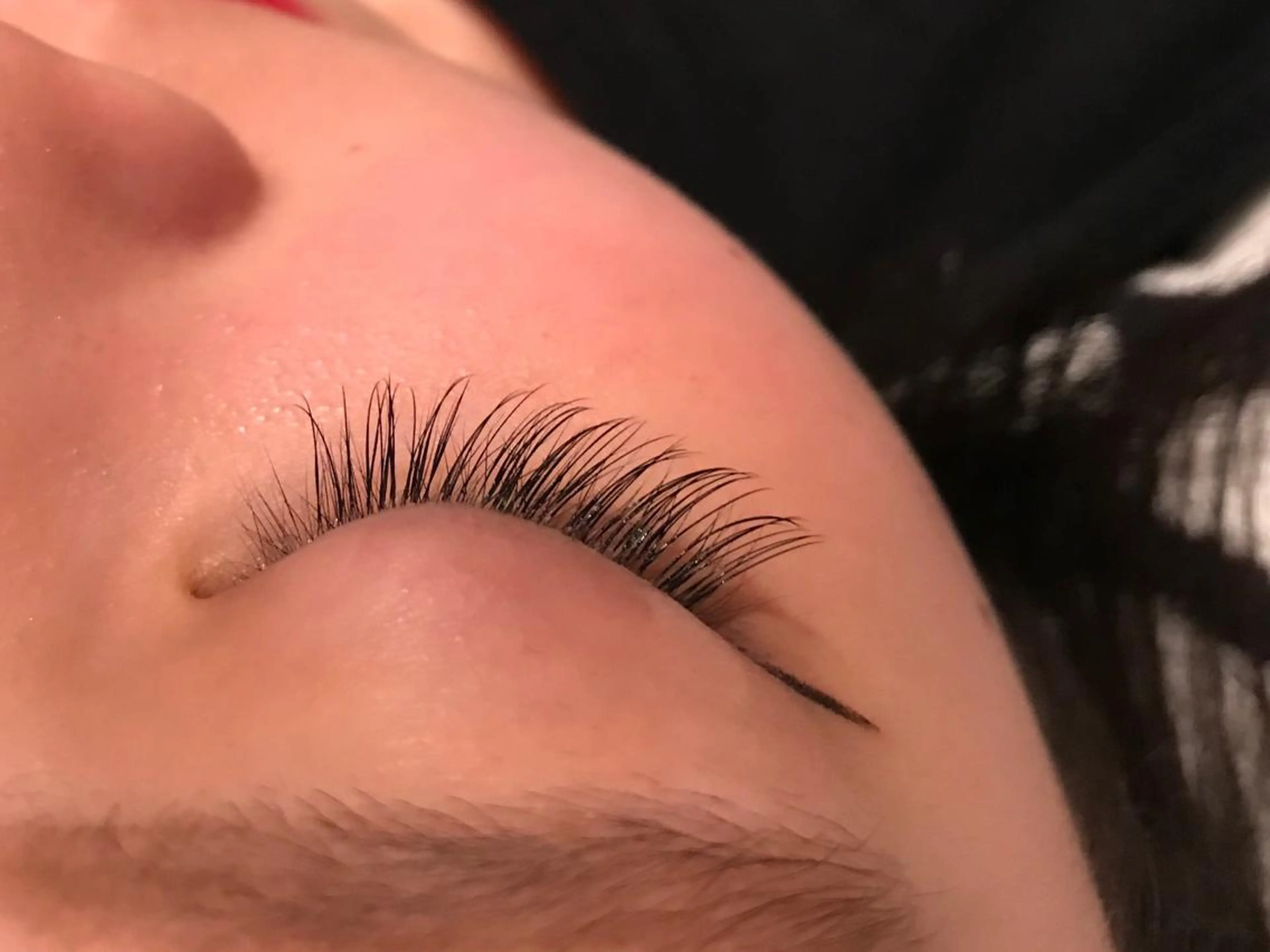 マツエク・マツパ Cカール UMEDA FIGAROのヘアスタイル