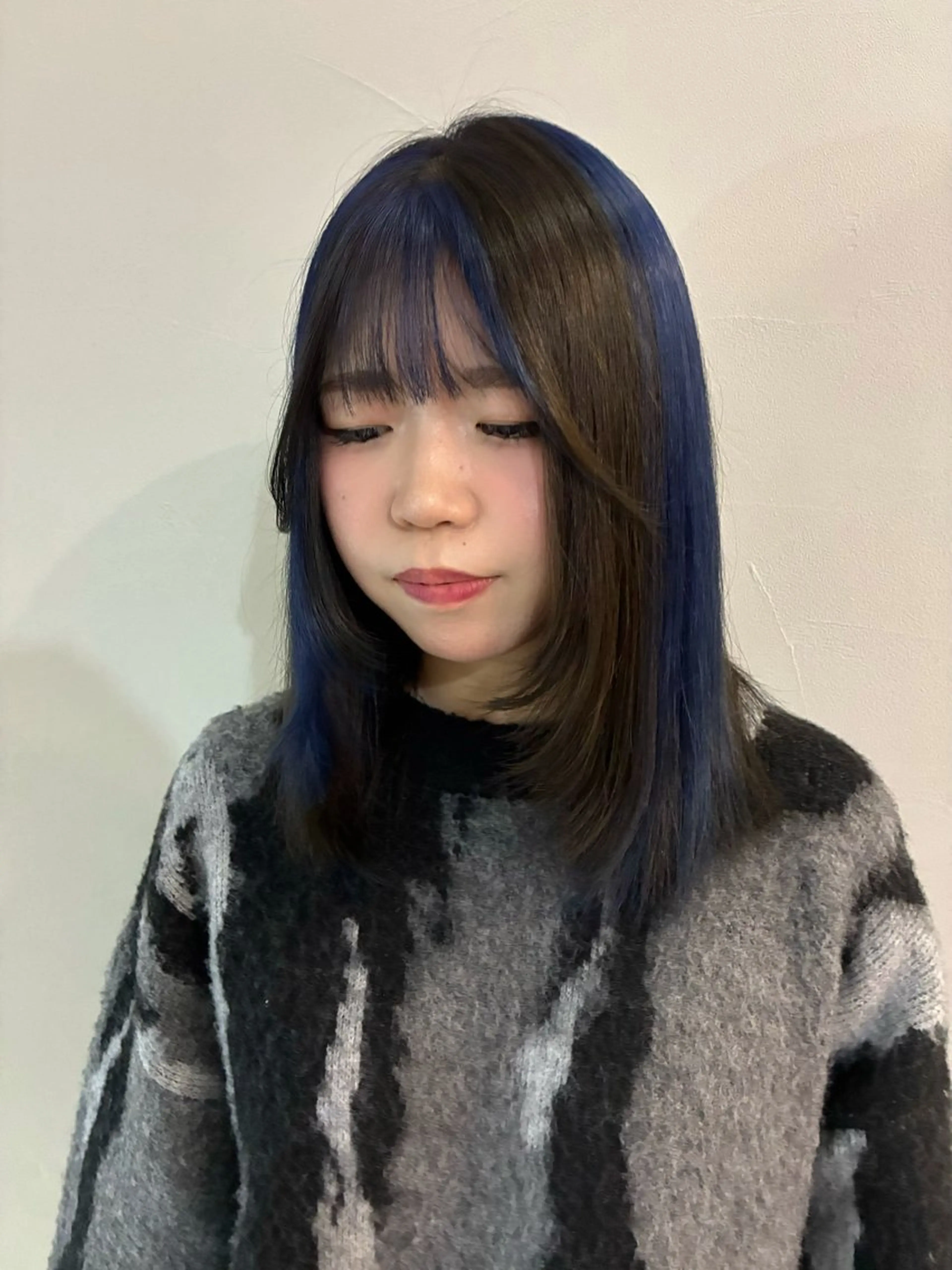 ミディアム レイヤーカット カット ヘアカラー 「似合わせ/髪質改善 《ワタル》」のヘアスタイル