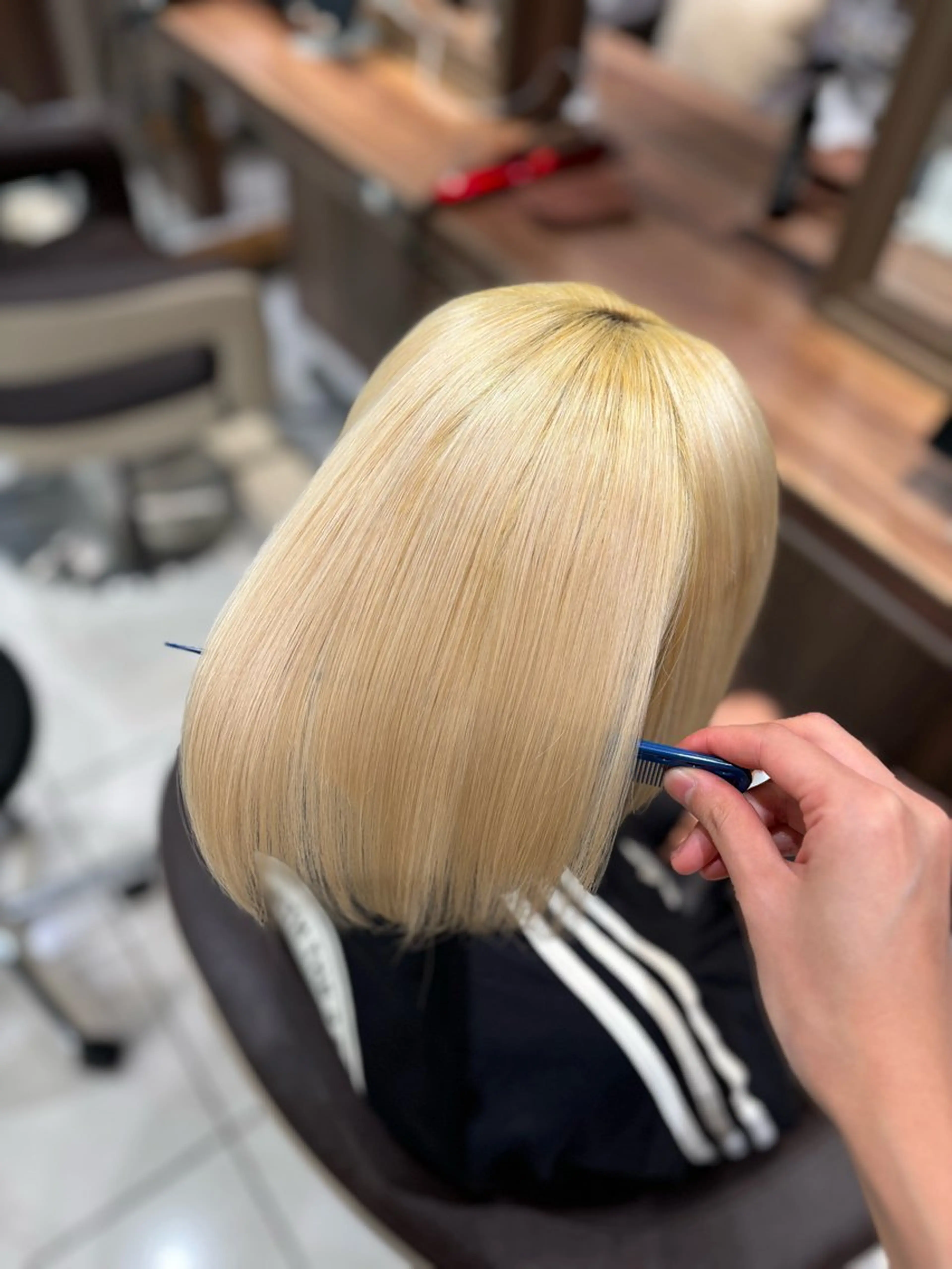 ショート カラー ゆるふわパーマ🌸/ ハイトーン/あゆみのヘアスタイル