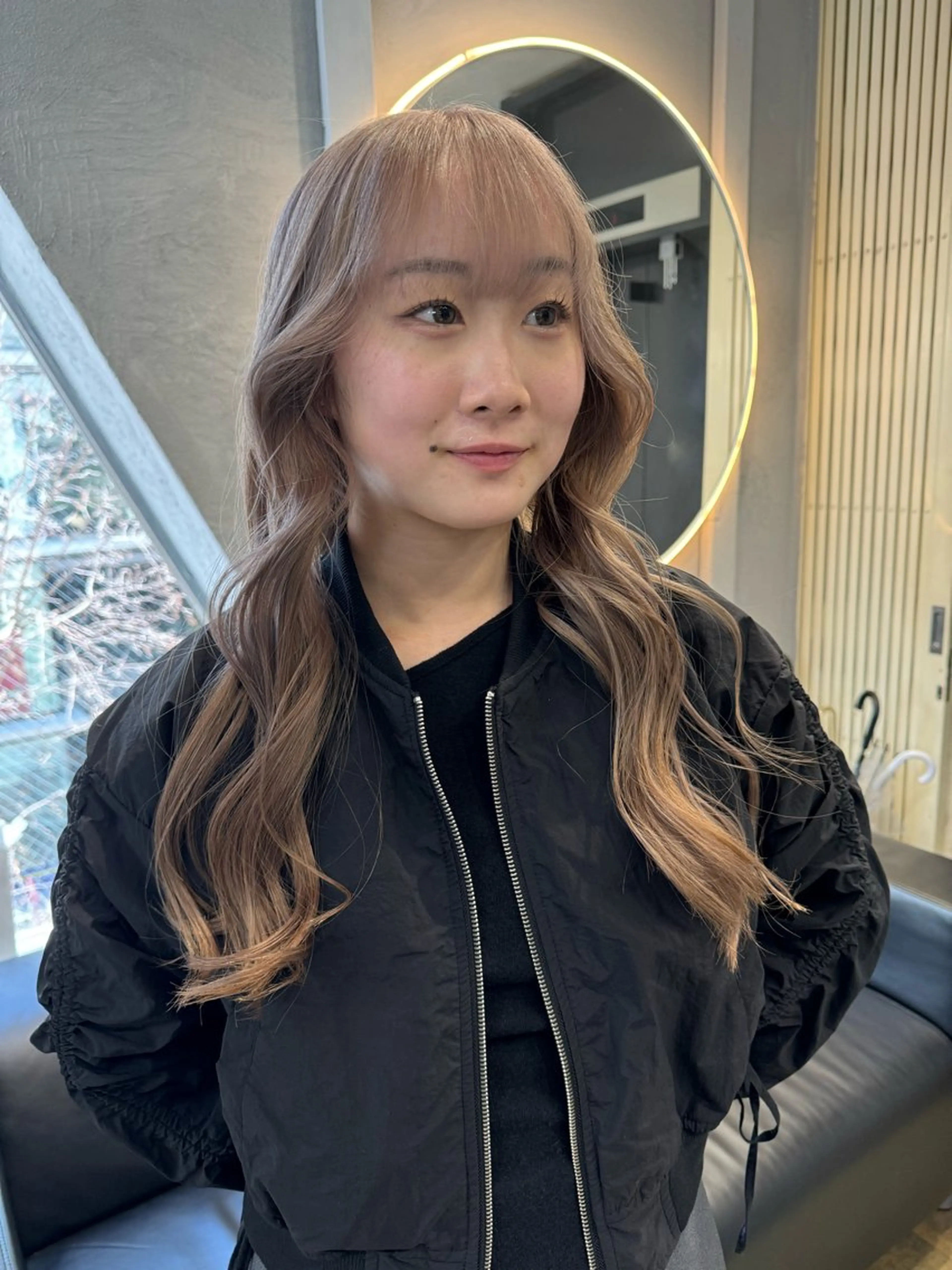 セミロング カラー dao/ミルクティー /ブラウン/ブロンドのヘアスタイル