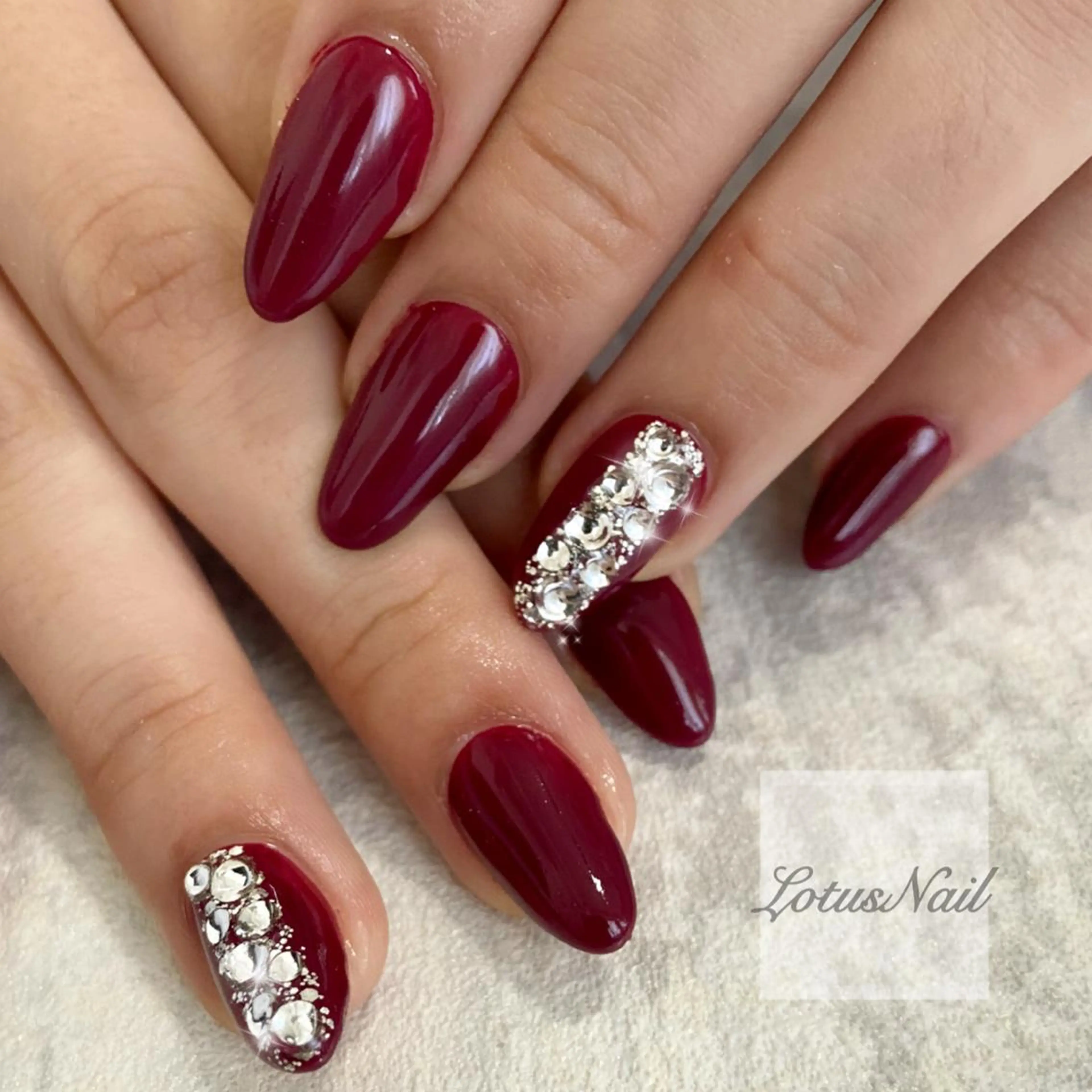 ネイル シンプルネイル Lotus Nailのネイルデザイン