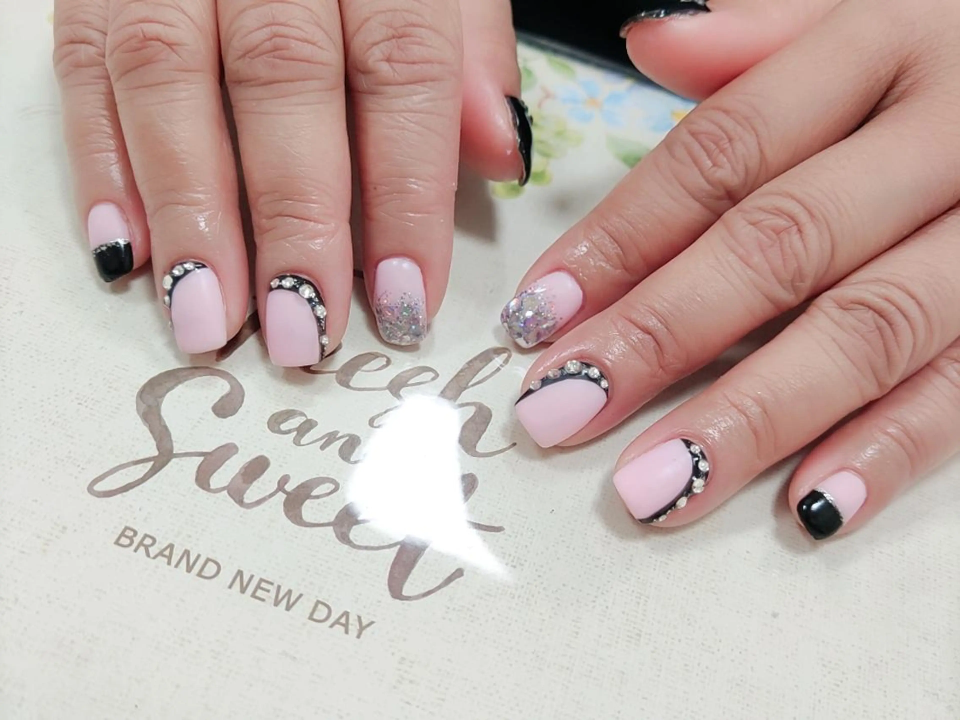 ネイル 横浜市中区曙町 E·U·Bネイルのネイルデザイン