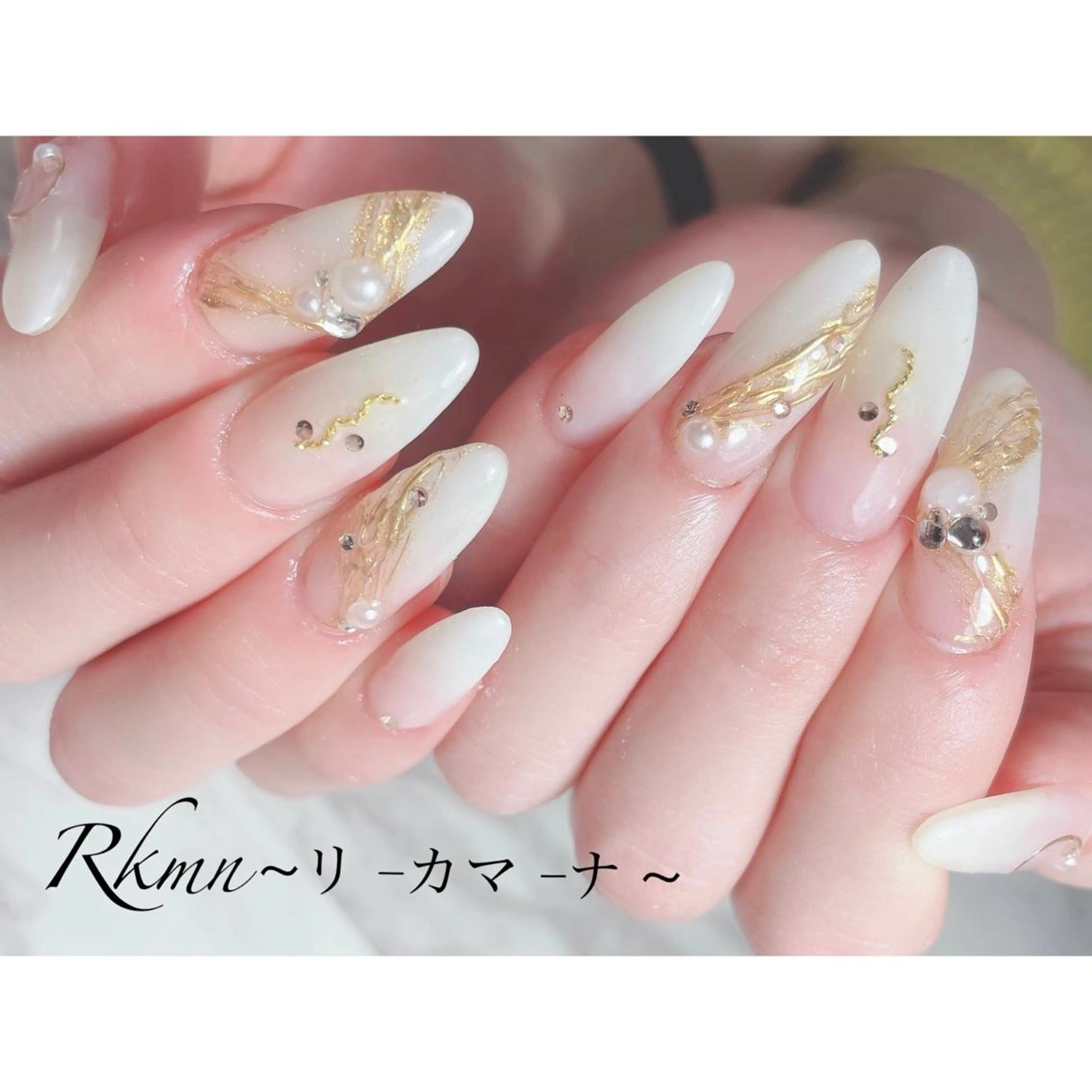 ネイル アートネイル クリアネイル フレンチネイル ジェルネイル グラデーション ハンドネイル フットネイル ハンドケア Rkmn ~リ-カマ-ナ~のネイルデザイン