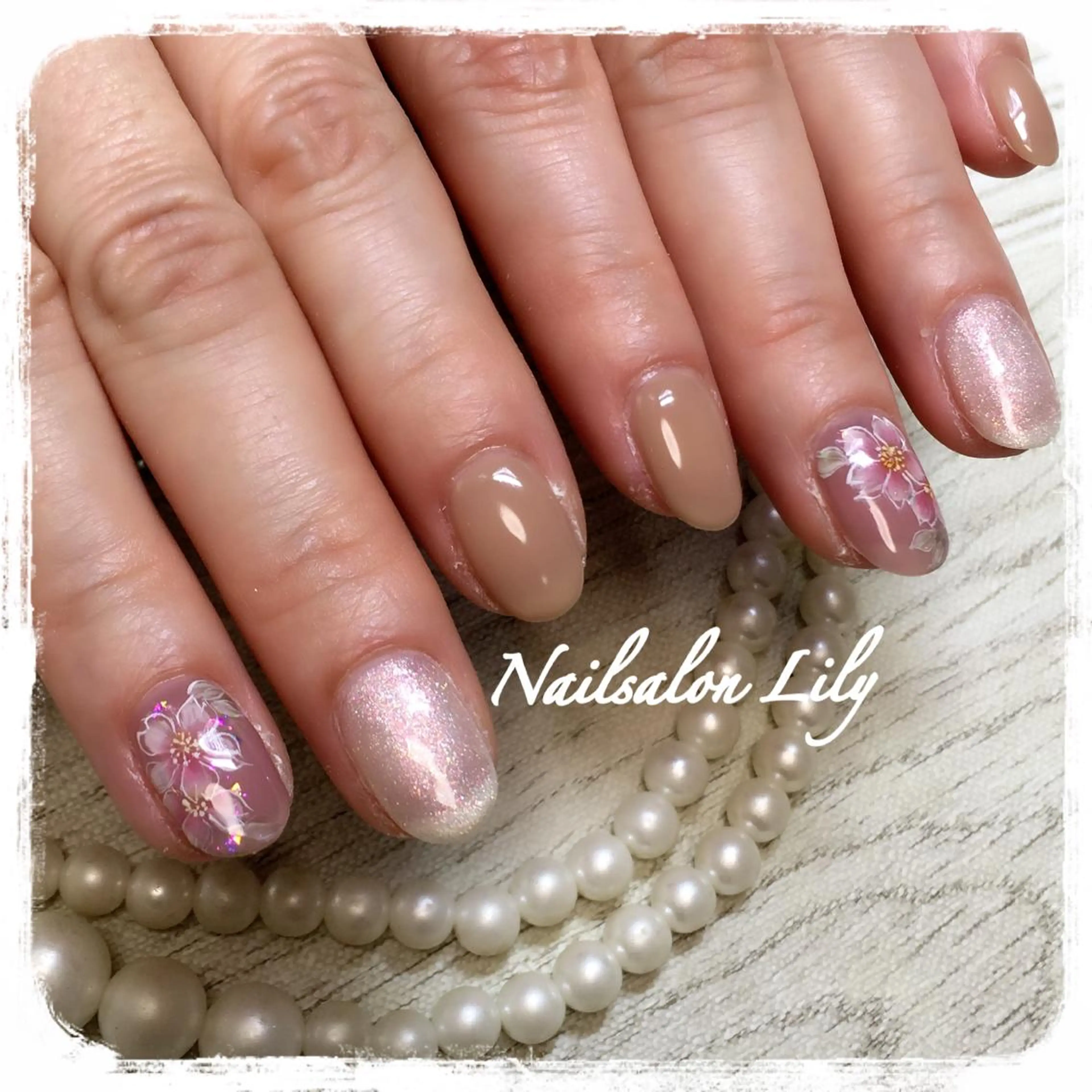 ネイル 桜ネイル 春ネイル Lily*nail 🌻Mii🌻のネイルデザイン