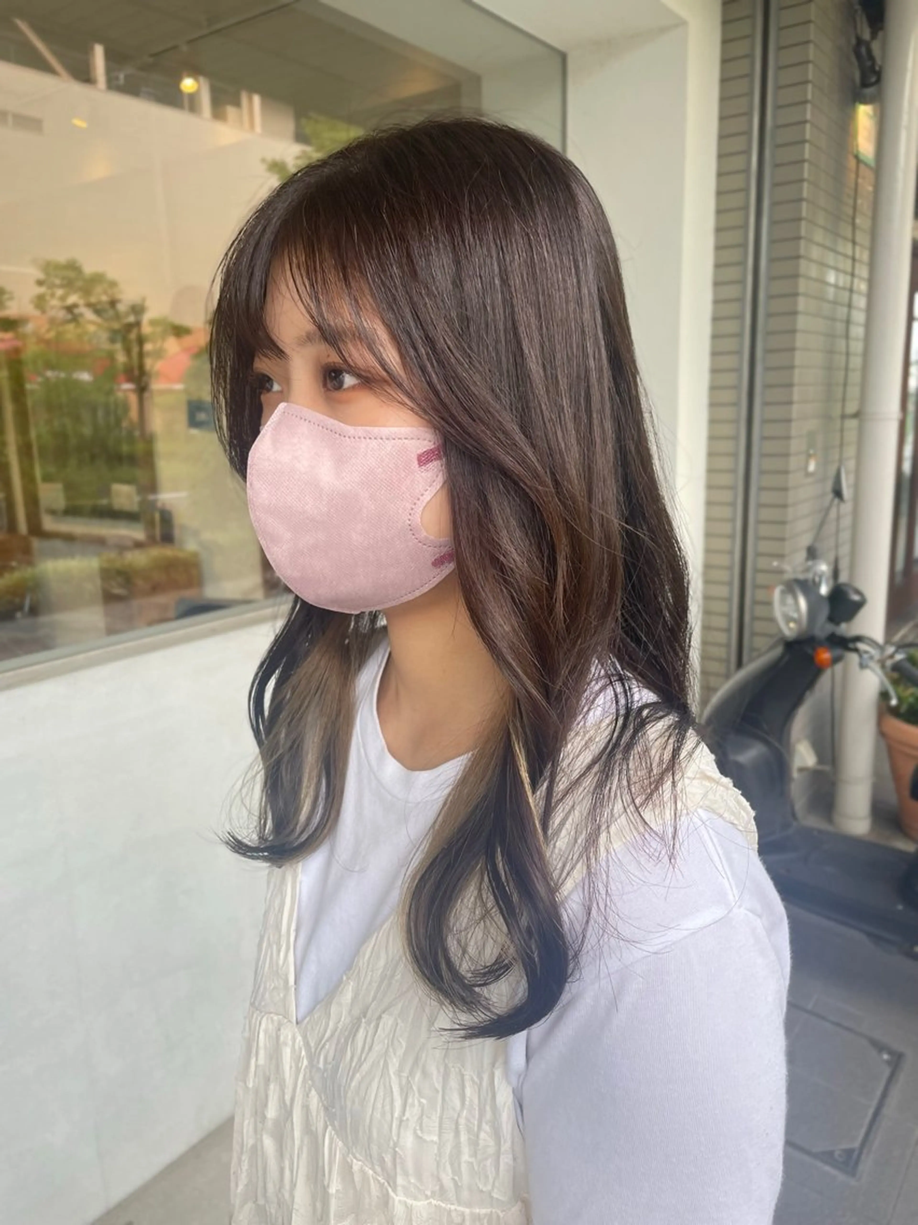 ロング カラー デザインカラー インナーカラー 顔周りカット 小森 樹奈のヘアスタイル