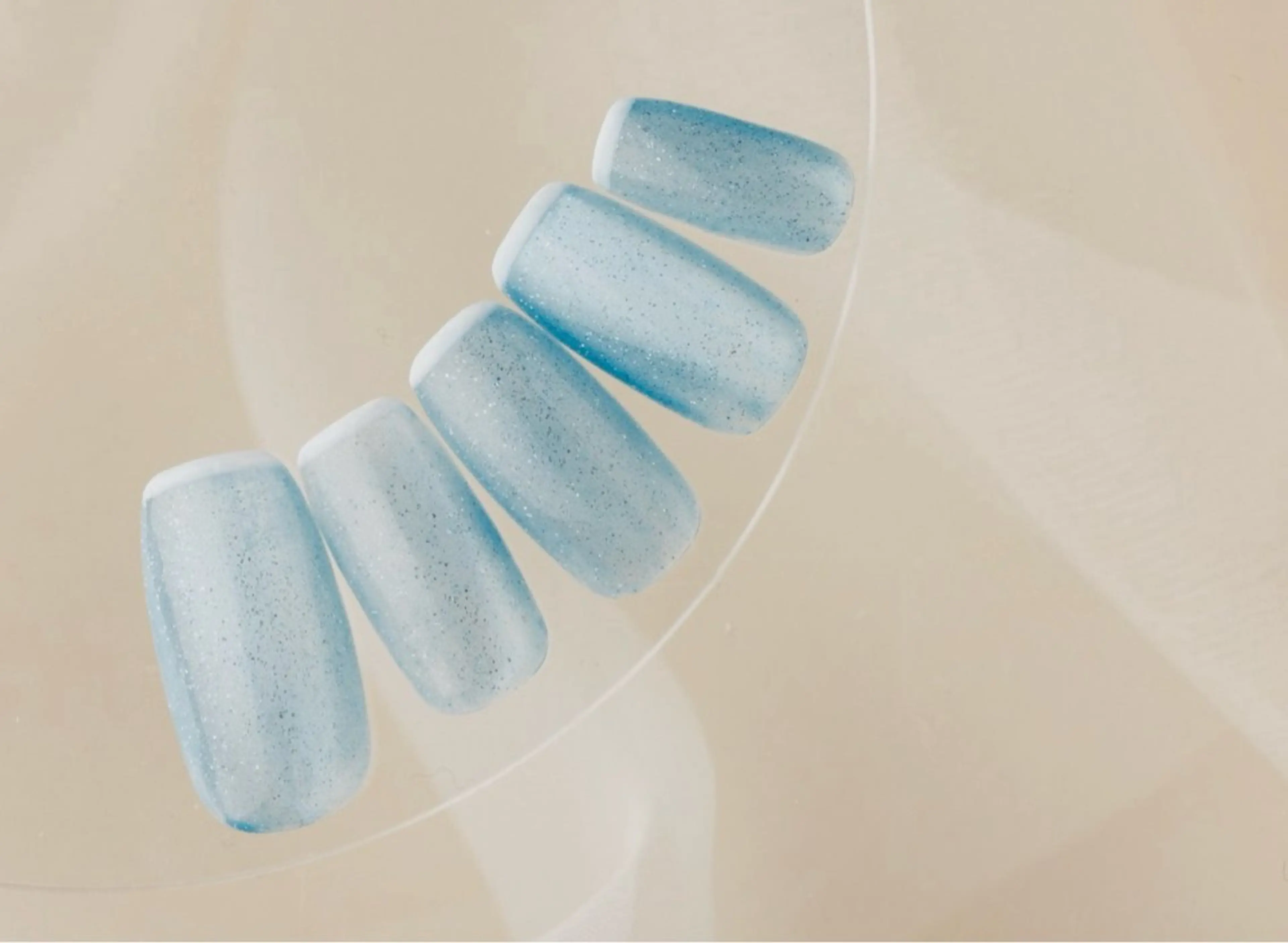 平日限定オフ無し限定アートメニューの写真