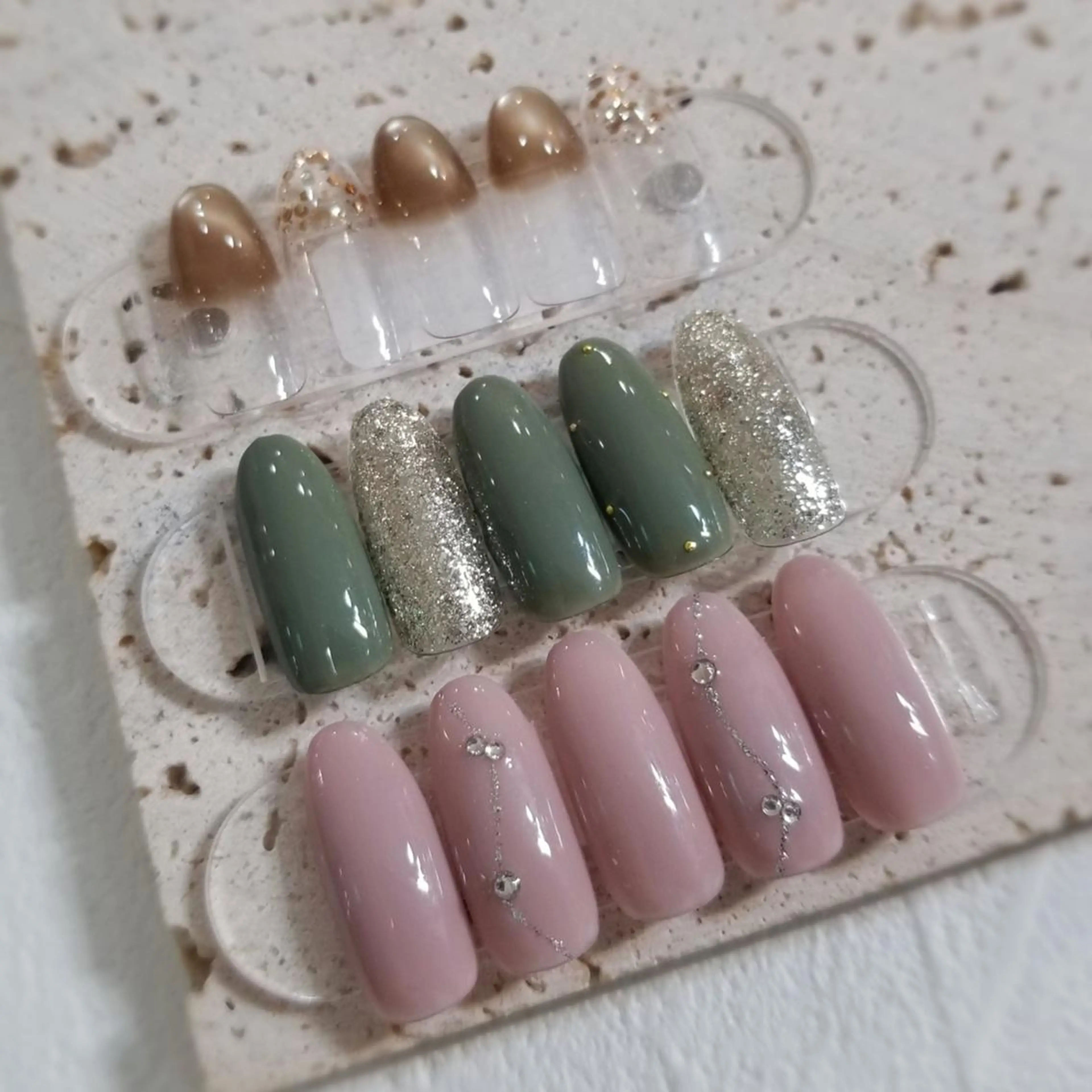 ネイル シンプルネイル ハンドネイル ネイリストYuri シェルウェリナ船橋のネイルデザイン