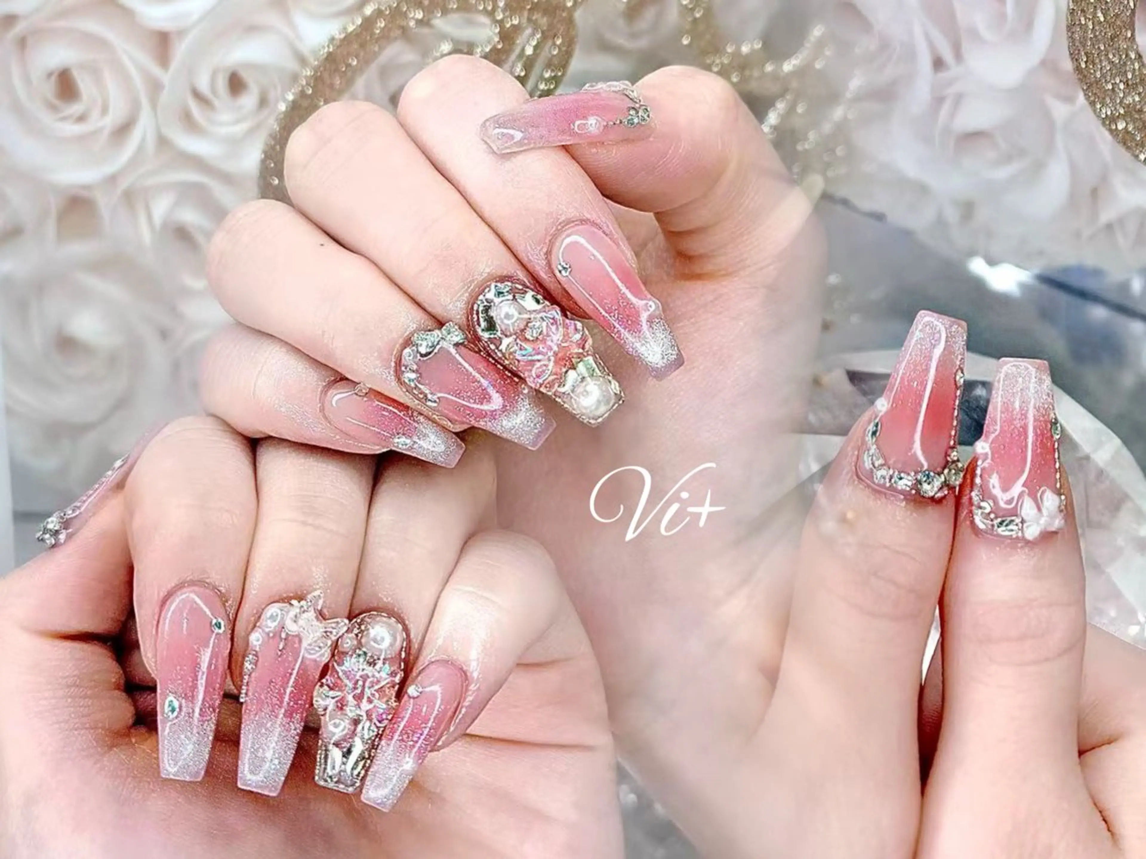 ネイル ハンドネイル ✨Nailsalon Vi+✨のネイルデザイン