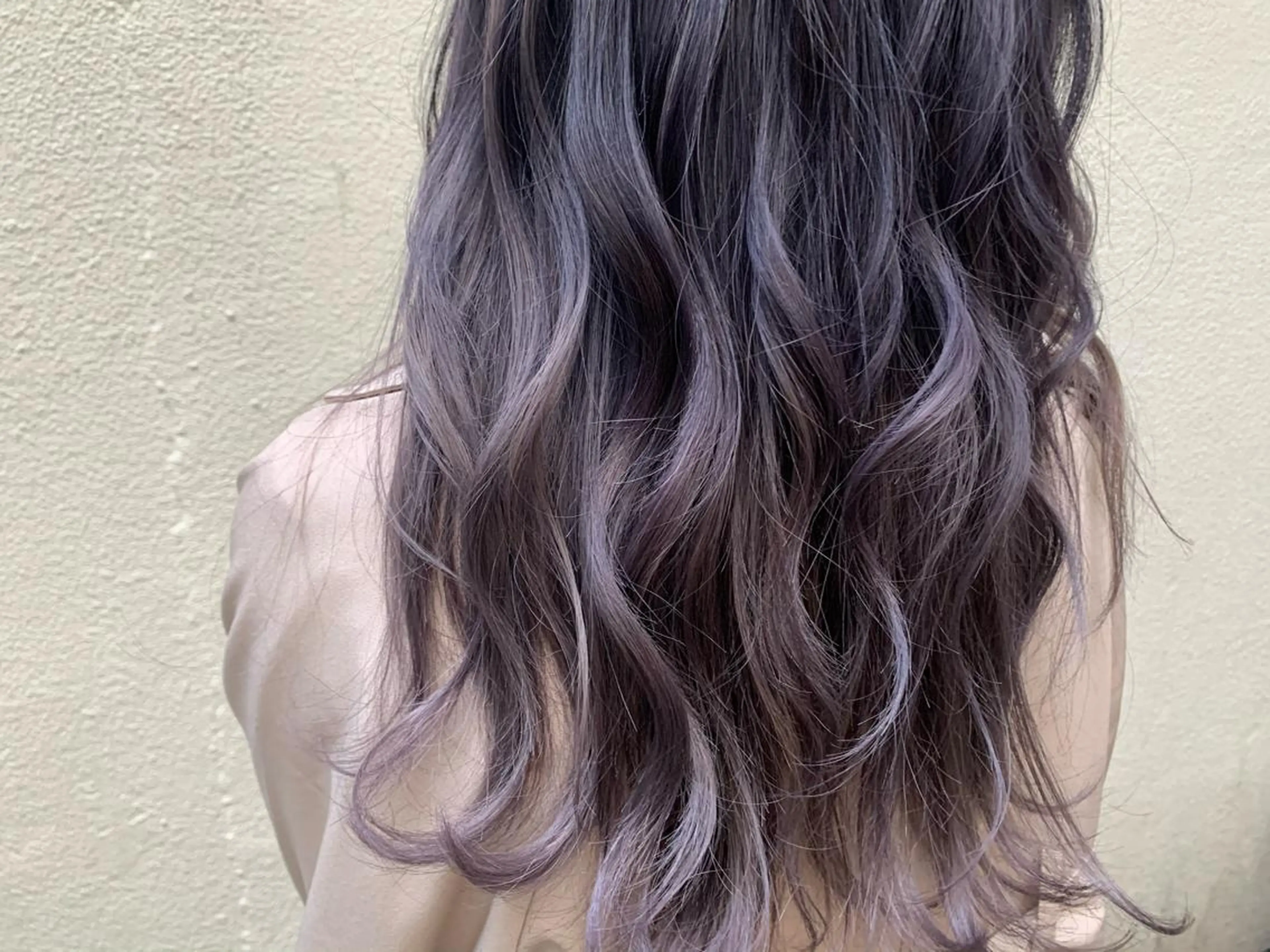 カラー 松永 麻希のヘアスタイル