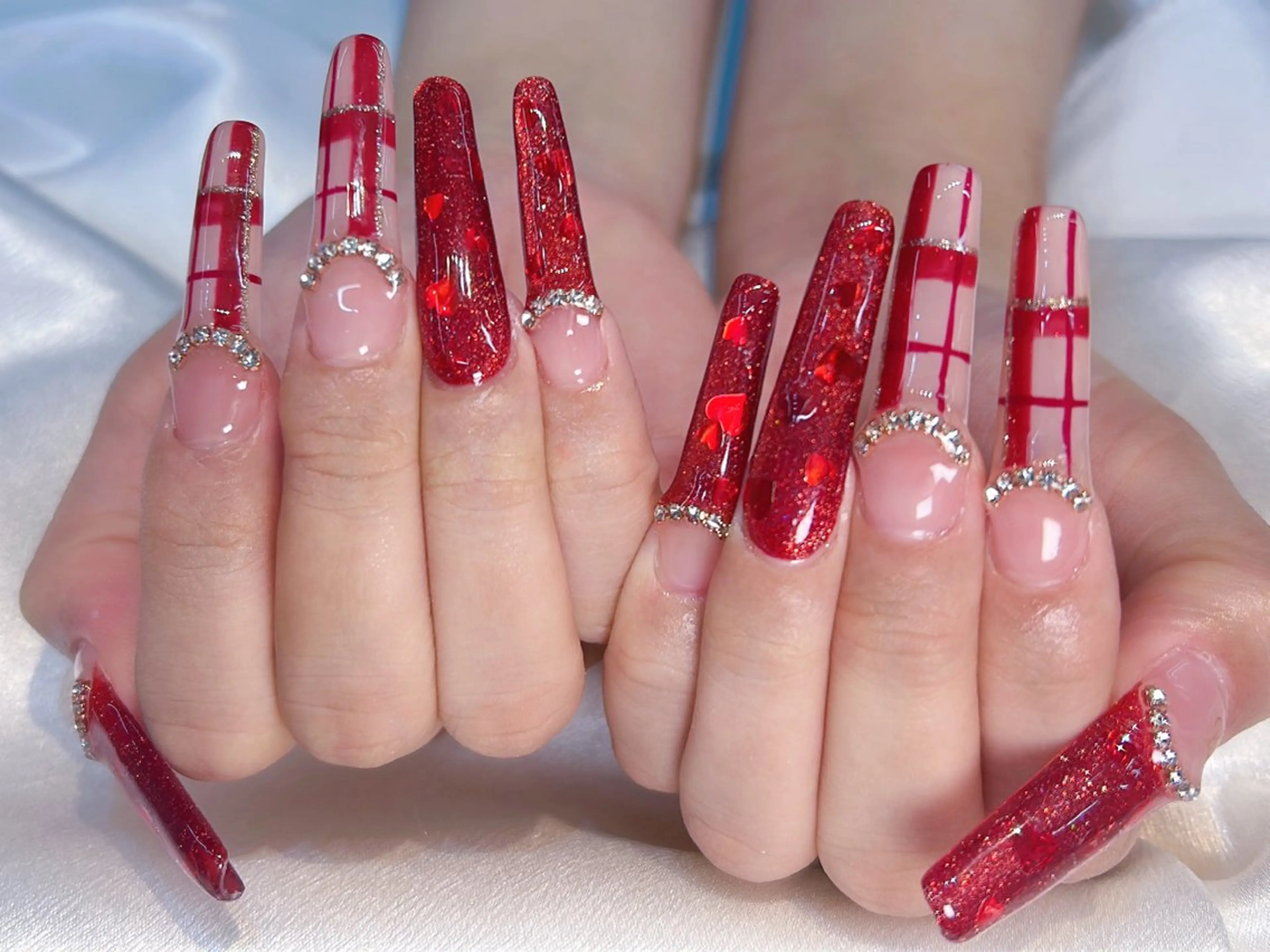 ネイル アートネイル チークネイル 長さ出し フットネイル ジェルネイル ハンドネイル ラッキーネイルサロン 西川口東口店のネイルデザイン