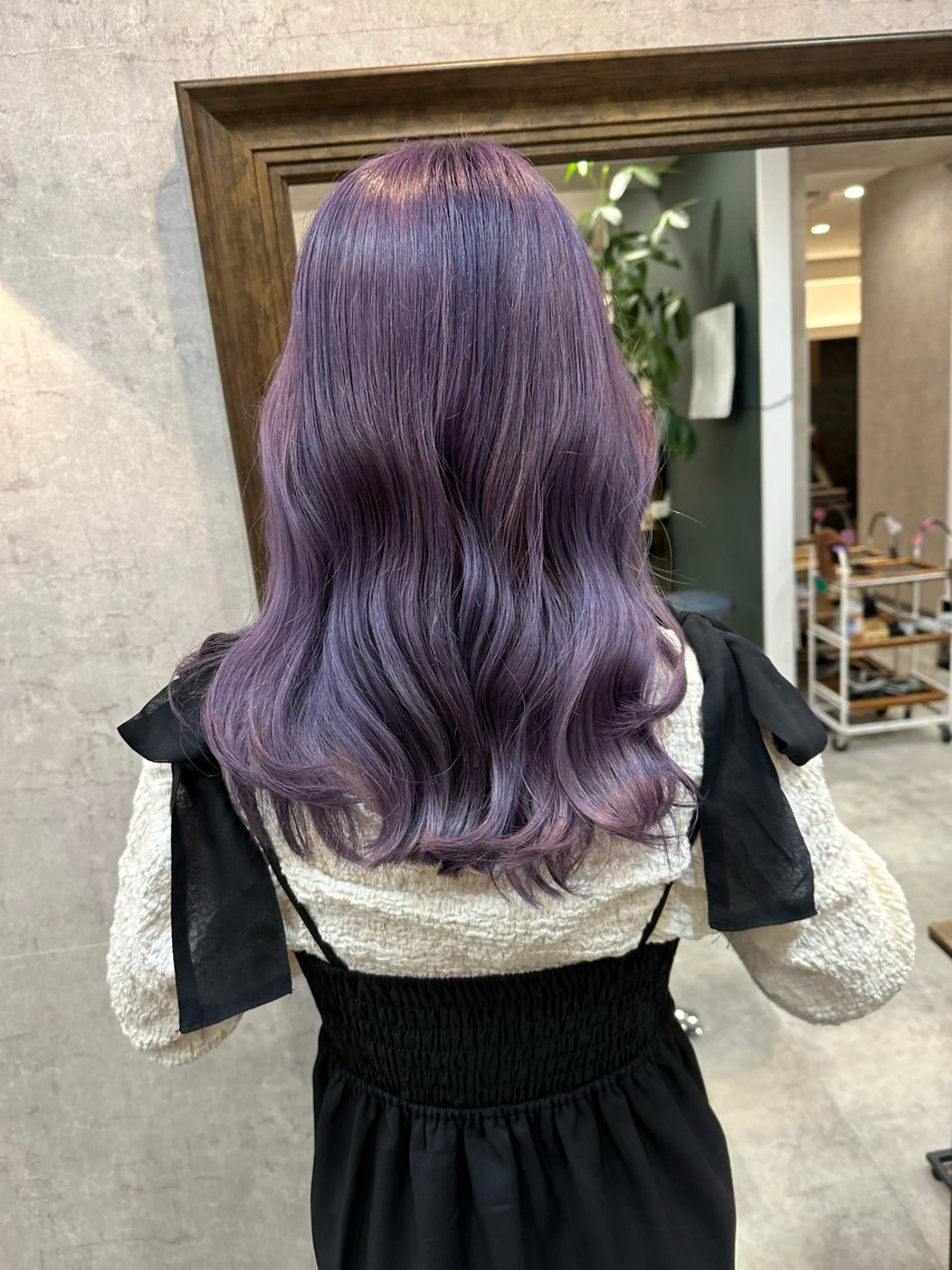 セミロング カラー ハイトーンカラー mau tomokaのヘアスタイル