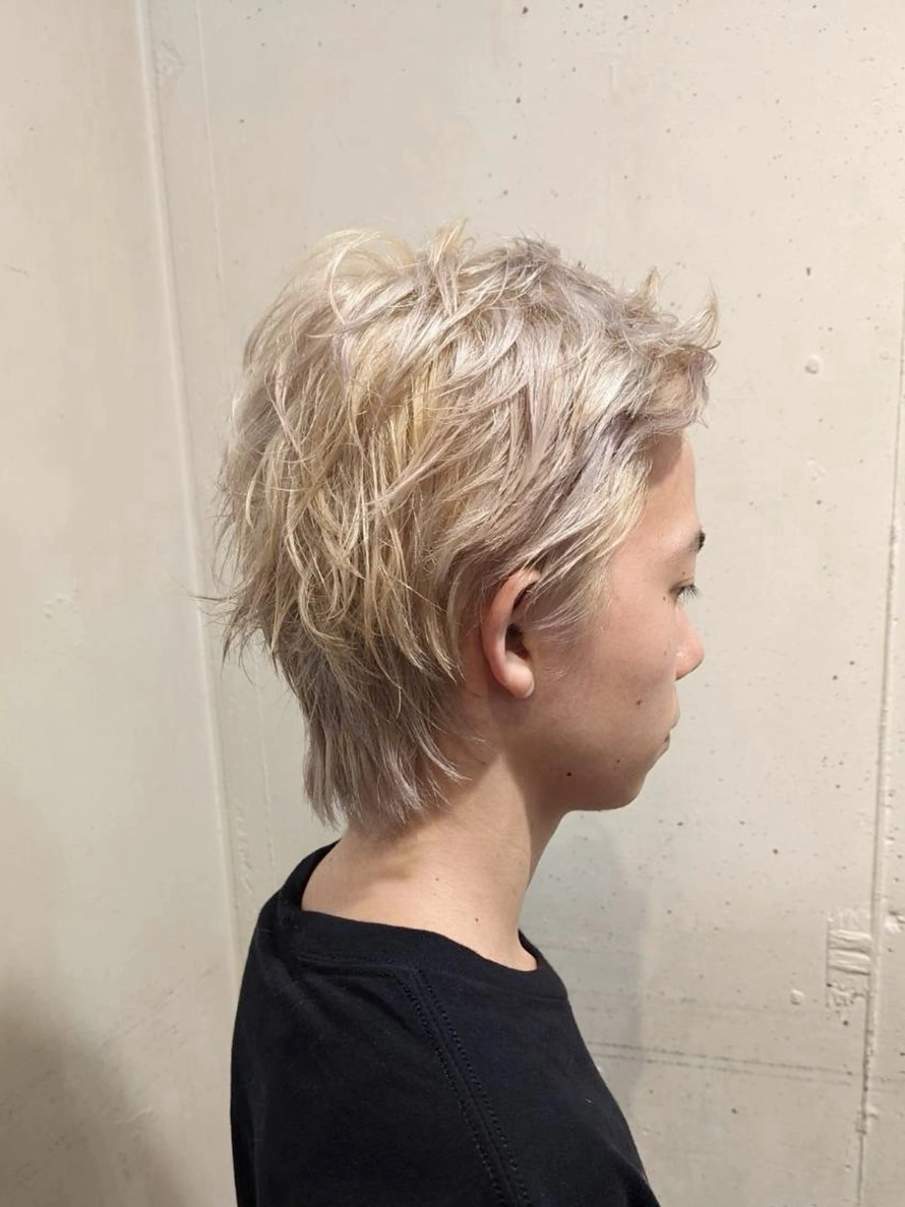 ショート メンズ メンズハイトーン メンズウルフカット ショートヘア ウルフカット 🌈月1夜モデル募集 📩ください⭐️のヘアスタイル