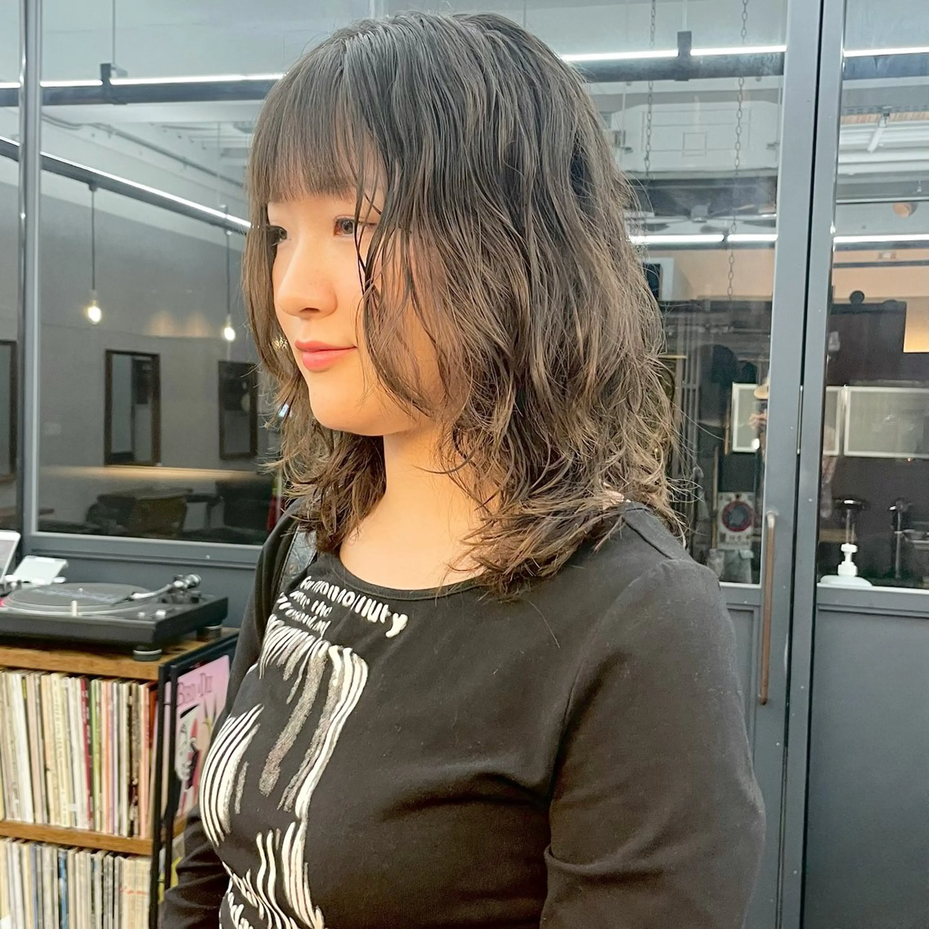 セミロング パーマ メンズ メンズパーマ メンズウルフカット セミロングパーマ ウルフカット カット パーマ トリートメント ヘアセット ✂︎ウルフ・ショート ✂︎MIKUNIのヘアスタイル