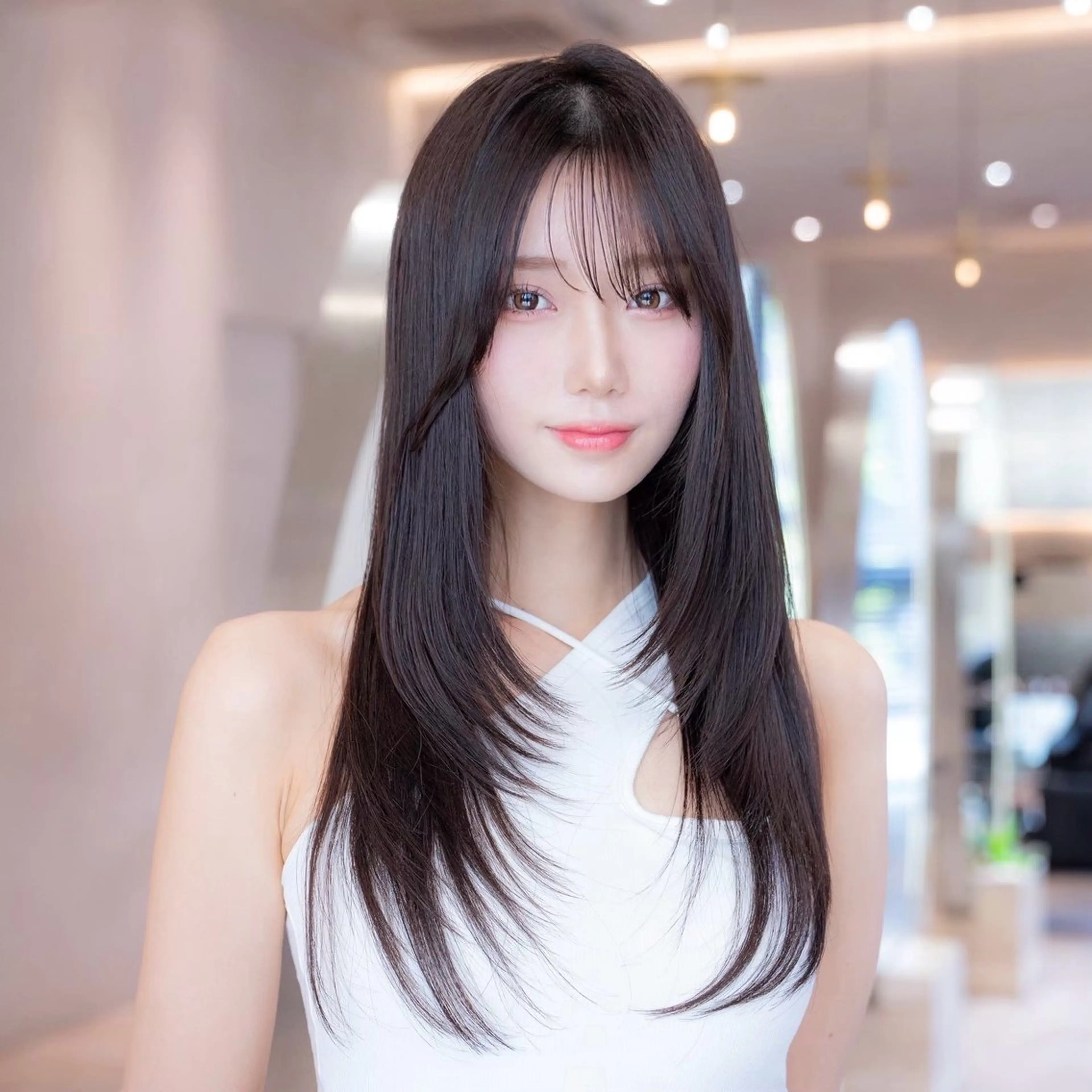 ロング ボブ 顔まわりレイヤー 顔周りカット ハッシュカット 髪質改善 原宿/韓国/髪質改善 /レイヤー/ボブのヘアスタイル