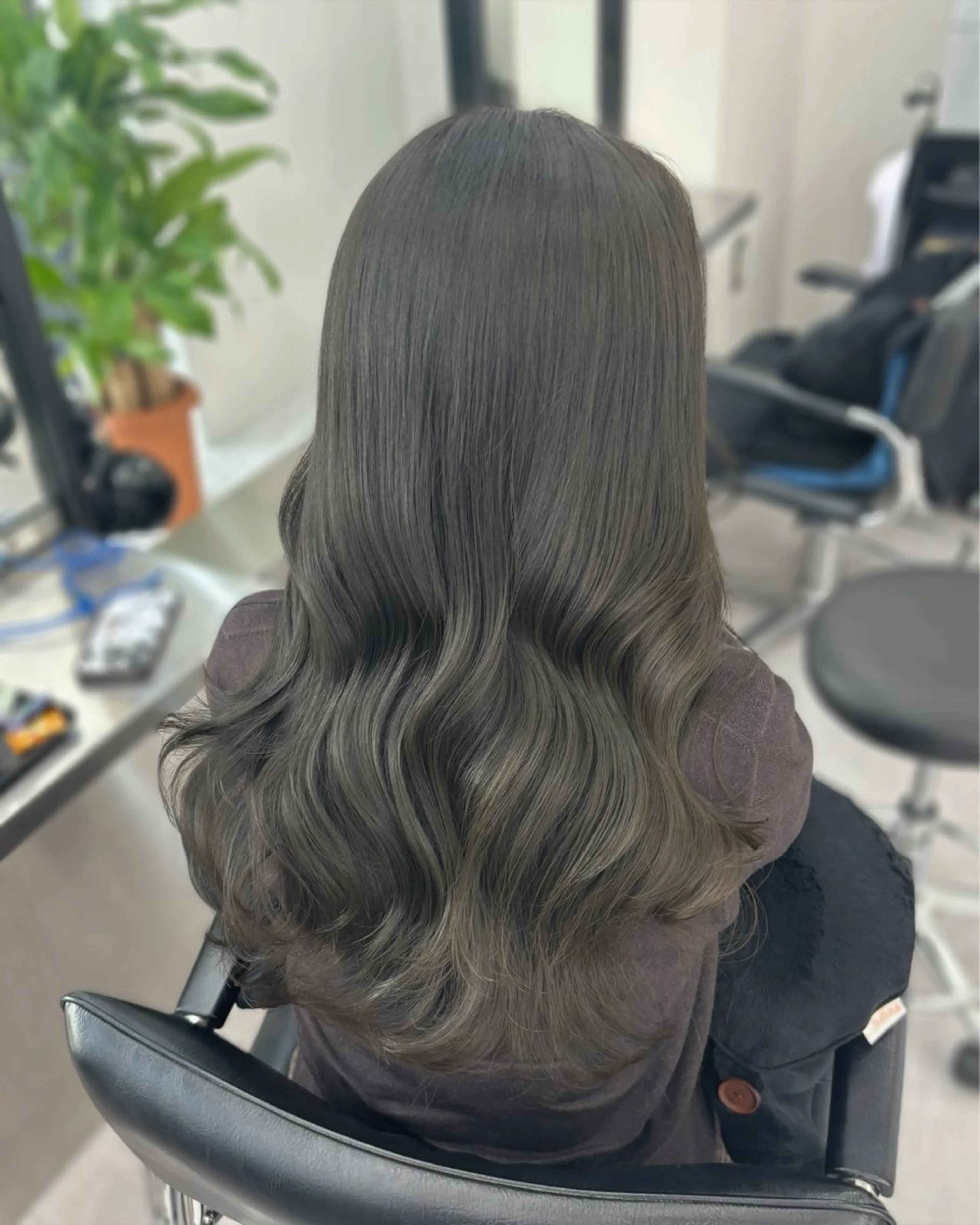 ロング カラー 縮毛矯正 トリートメント 心斎橋/ブリーチなし 髪質改善/レイヤーのヘアスタイル