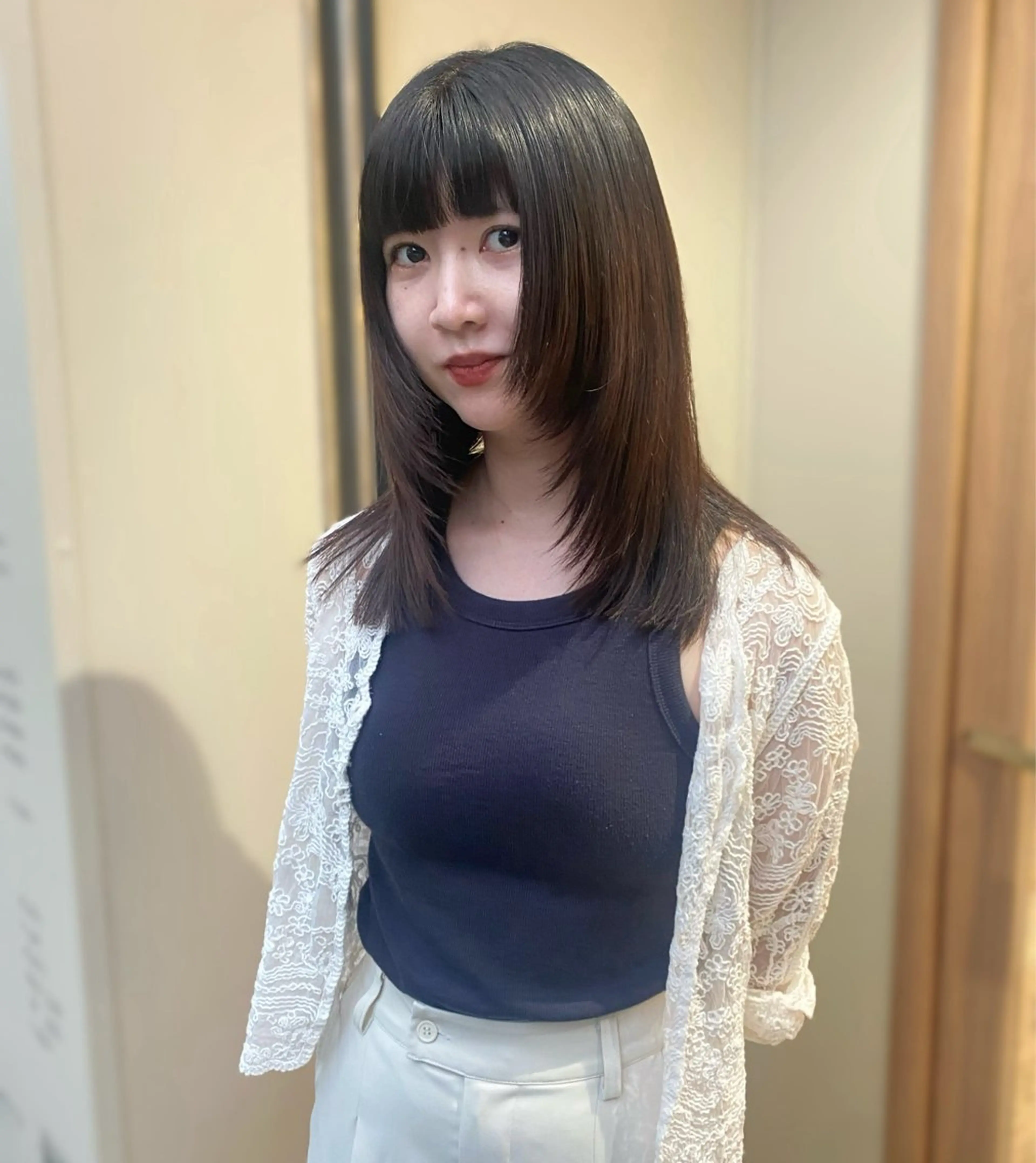 ミディアム カット ワンカールで盛れる レイヤー🎀Macoのヘアスタイル