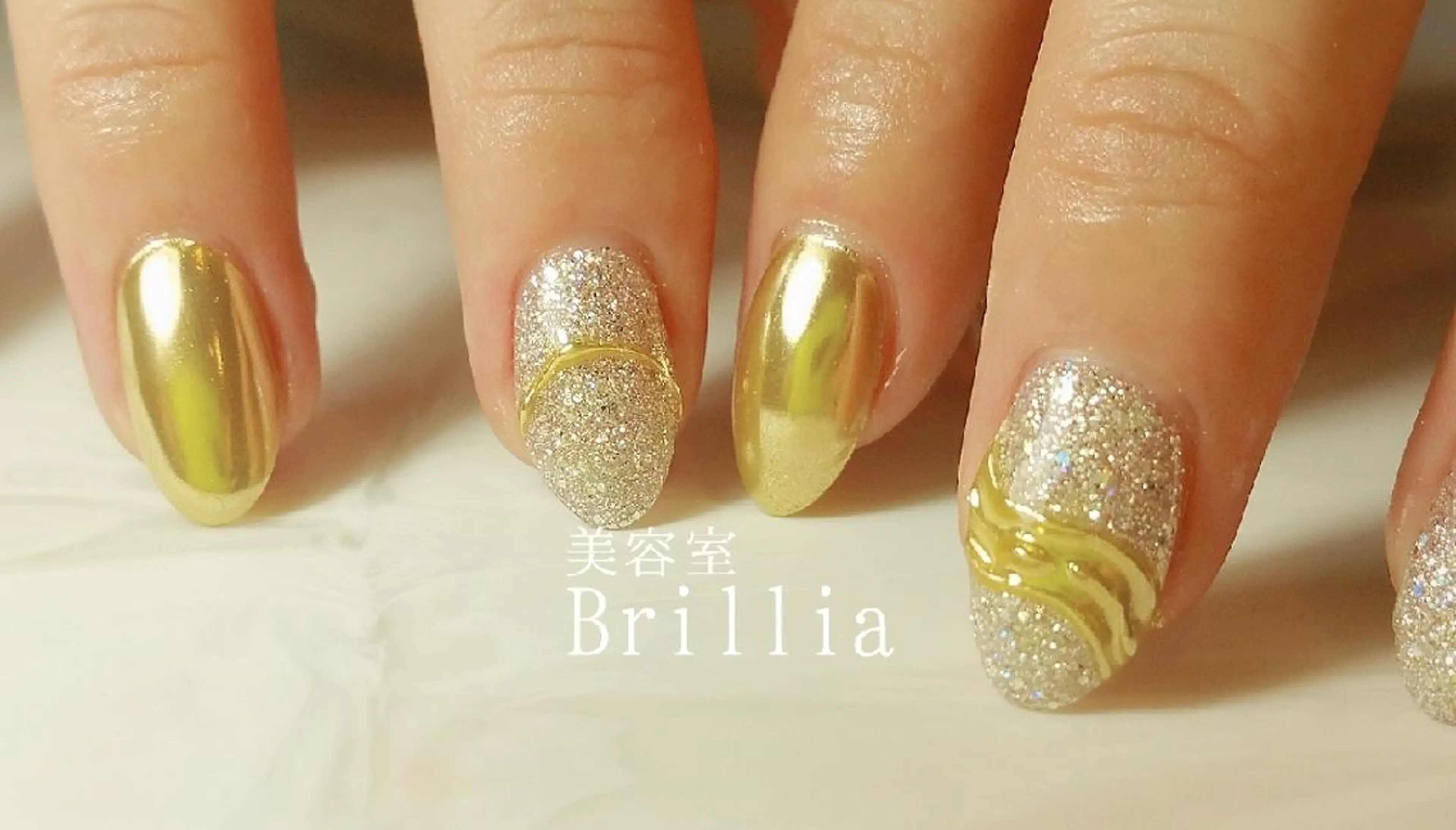 ネイル ハンドネイル 柴田 彩のネイルデザイン