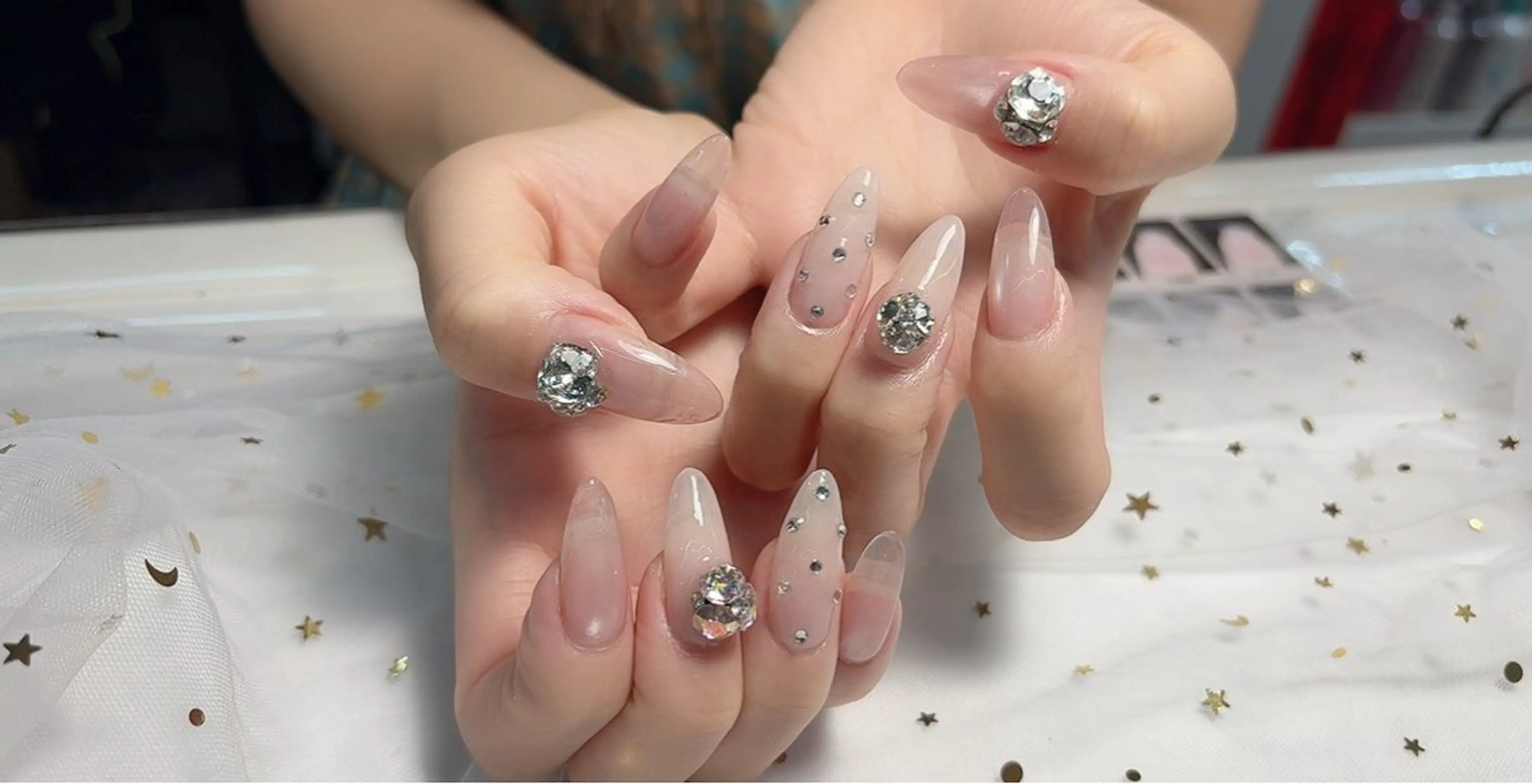 ネイル チークネイル フレンチネイル 韓国ネイル マグネットネイル ニュアンスネイル ハンドネイル Yuxi Beauty salon 【ユーシィー ビューティ サロン】所属・ユーシーネイルサロン 池田公園店のネイルデザイン