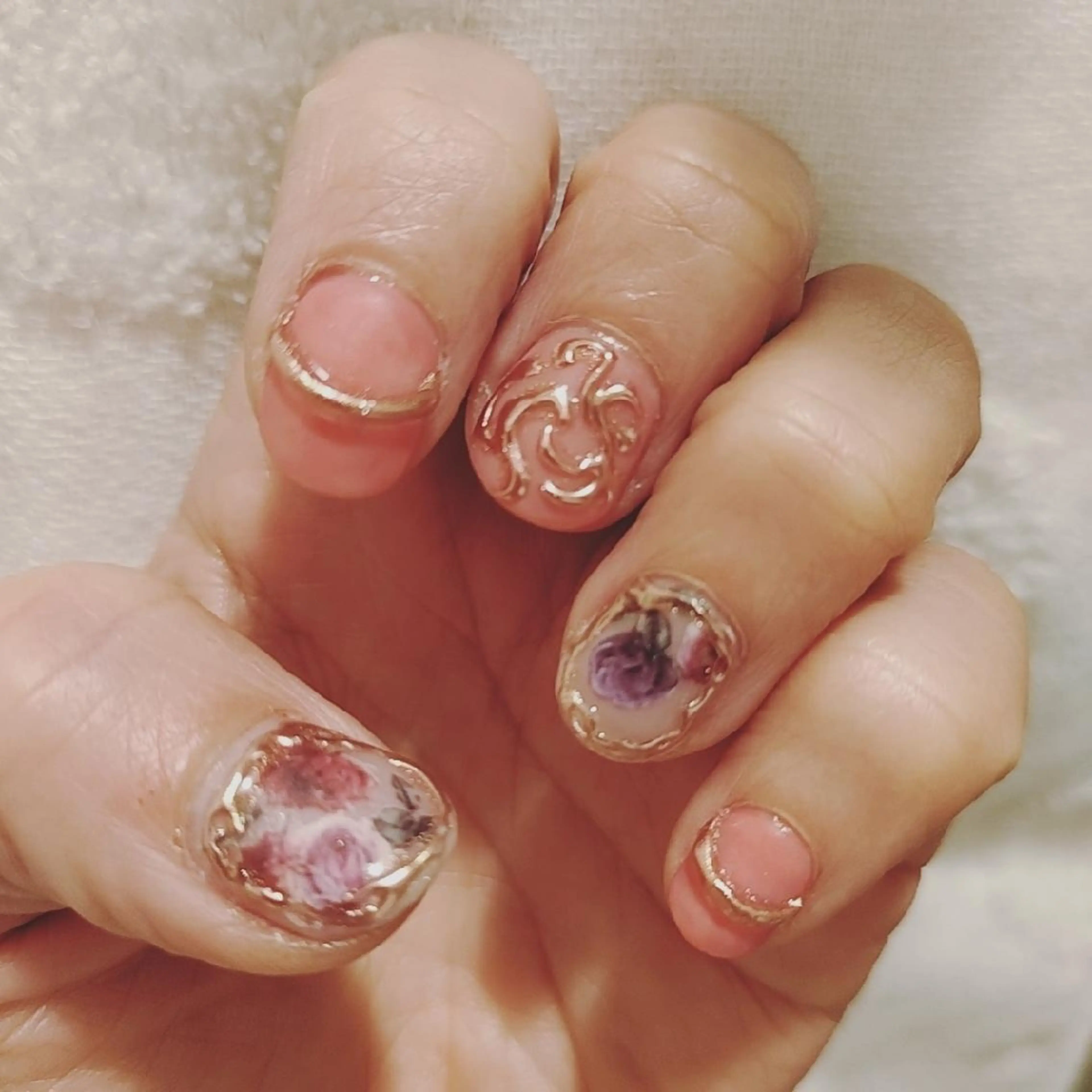 千葉家蘭磨ネイル♣と タイ古式マッサージのネイルデザイン