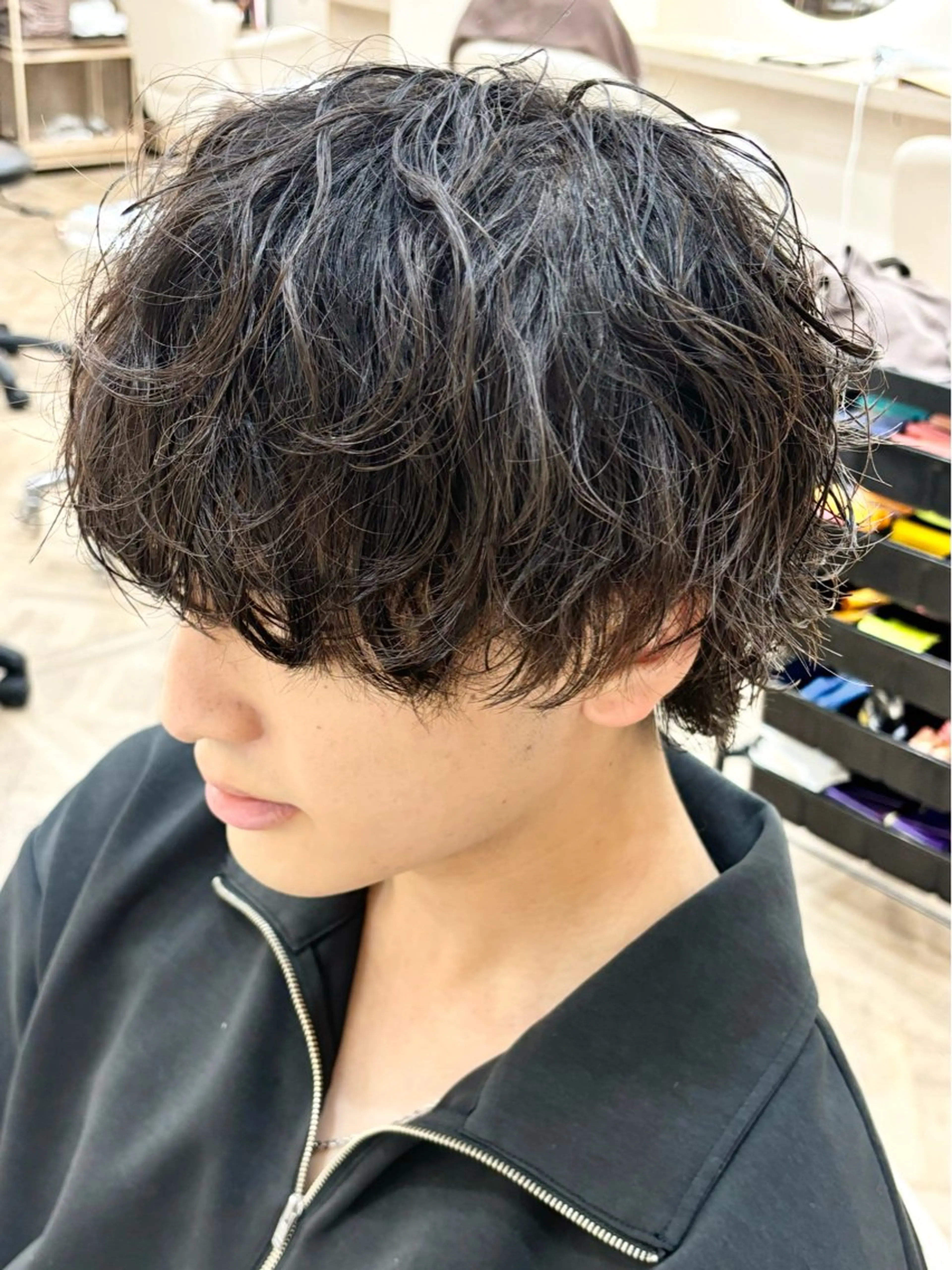 ショート パーマ メンズ メンズパーマ カット パーマ トリートメント パーマ職人DAIKI ツイスパ/波巻きのヘアスタイル