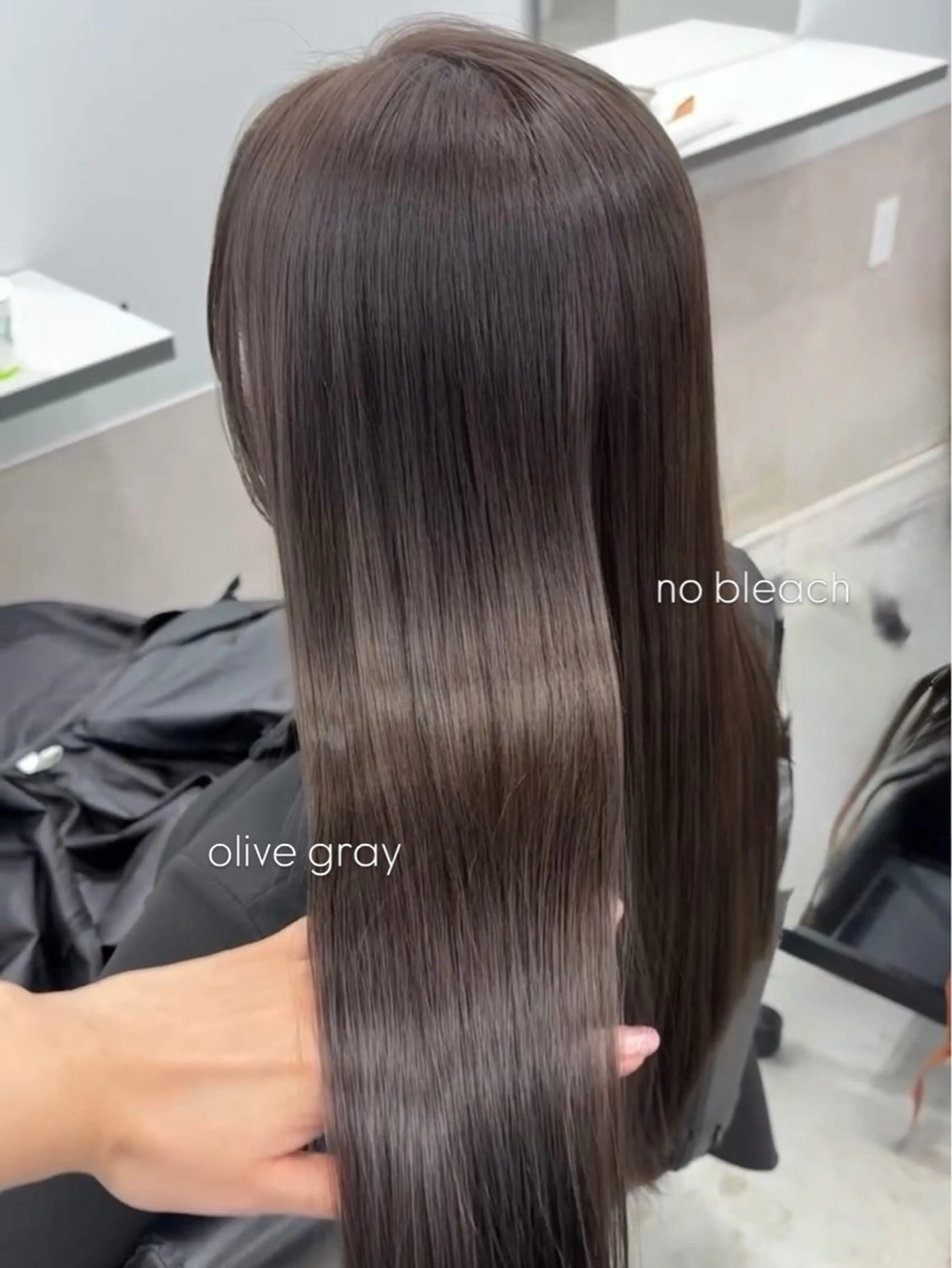 セミロング カット ヘアカラー ブリーチなし透明感 🪄aoi🤎のヘアスタイル