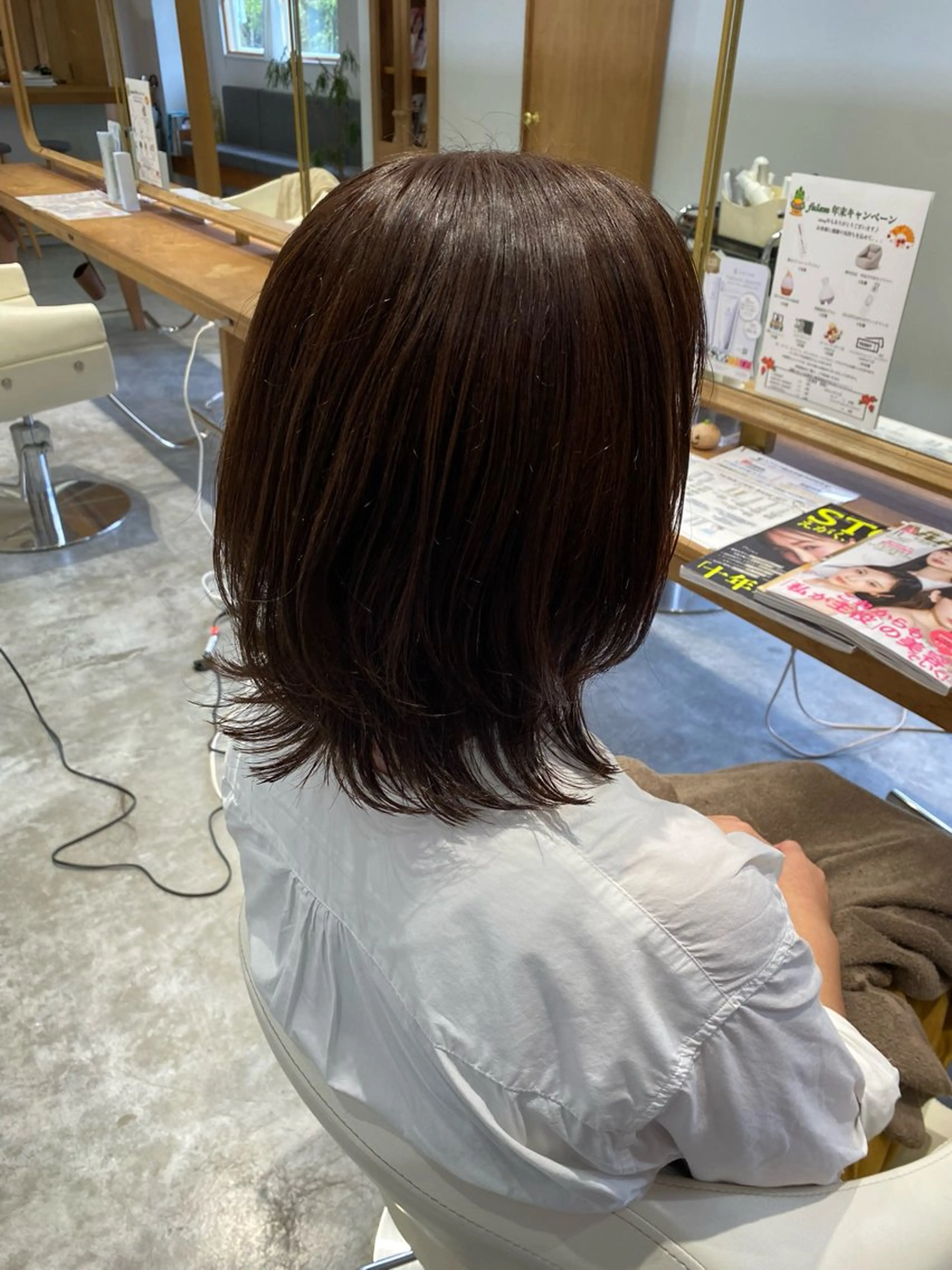 ミディアム くびれヘア くびれレイヤー レイヤーカット fulam所属・MIKU ／fulamのヘアスタイル