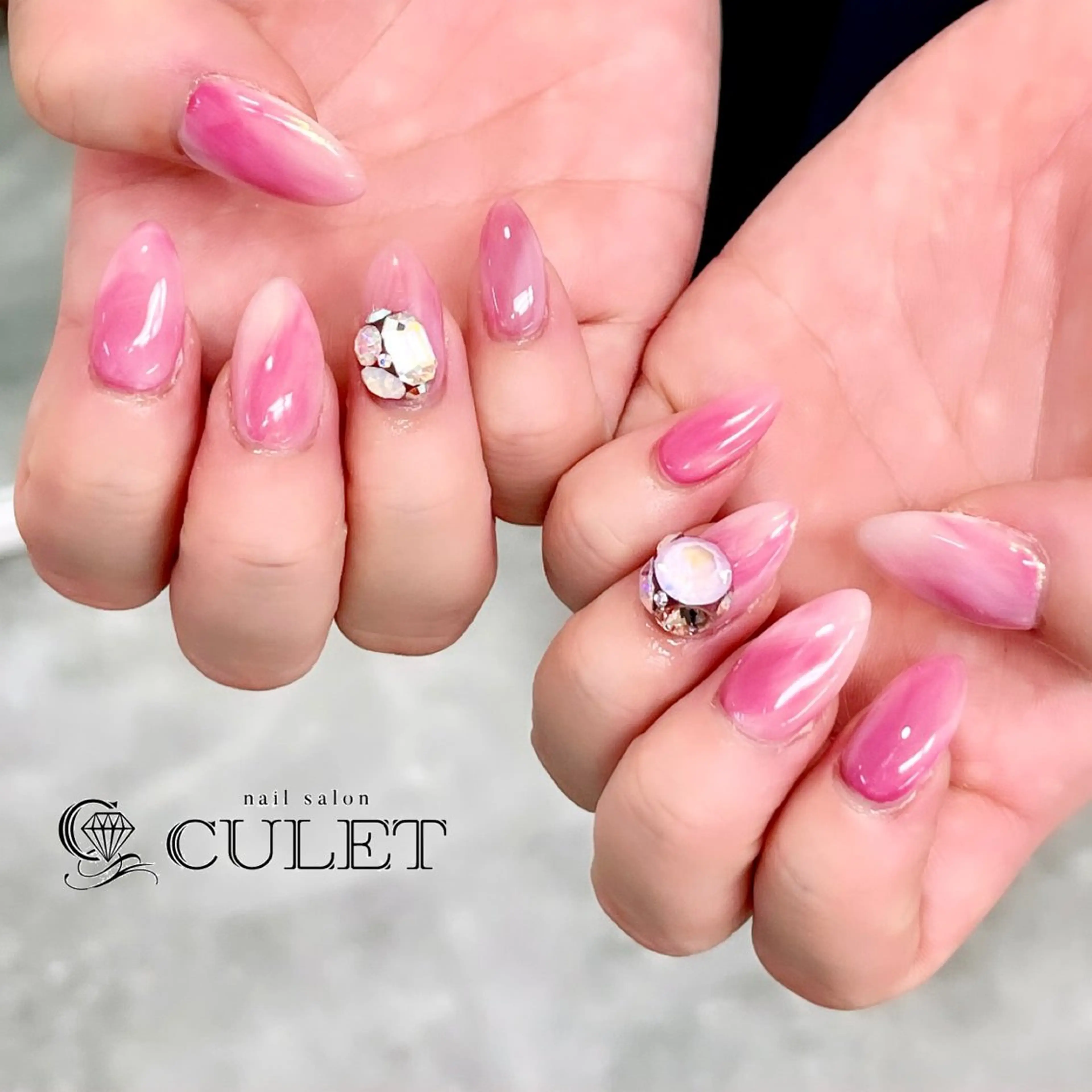 ネイル CULET MOEのネイルデザイン