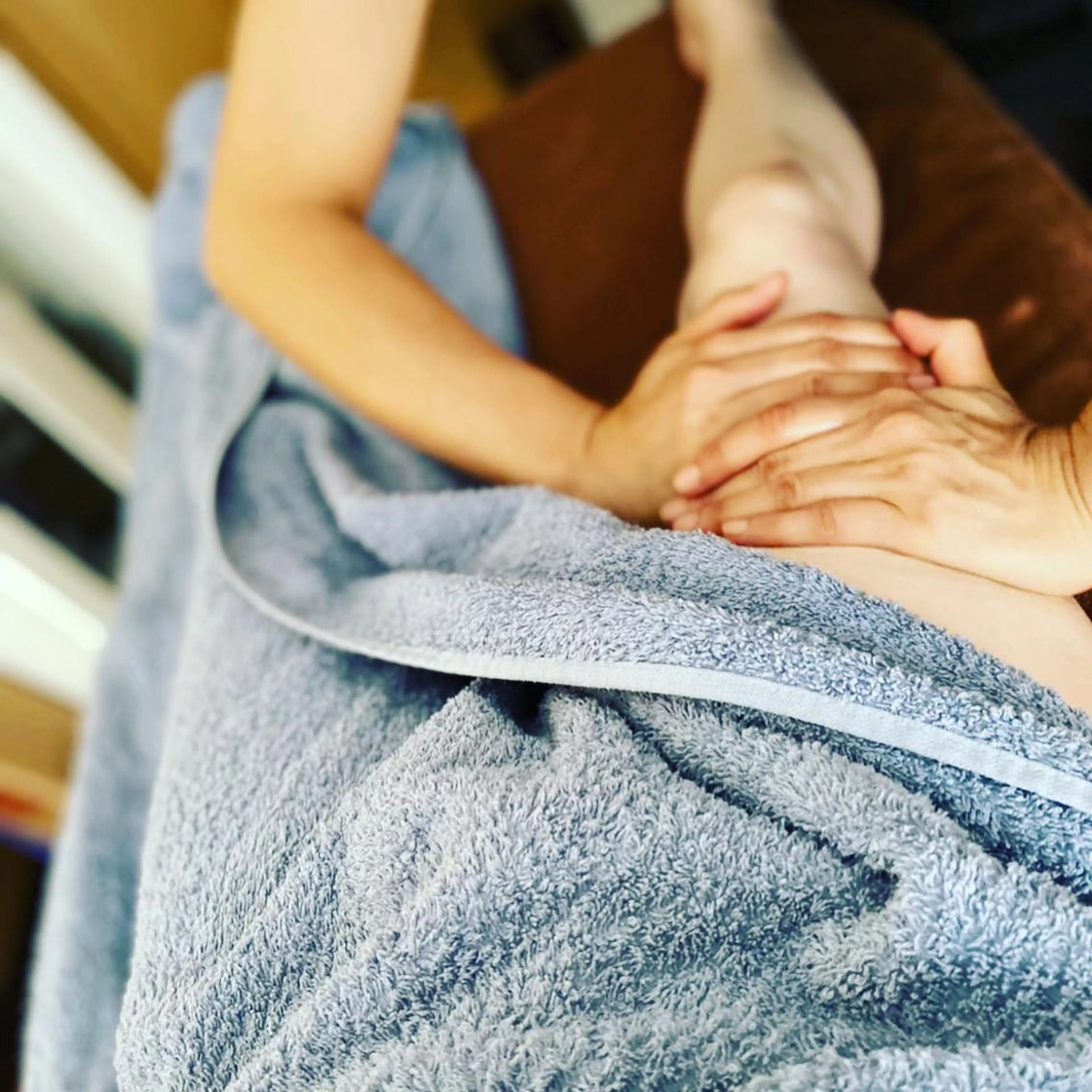 お試し価格です。リンパの主要部分を施術した後、どこか一部分施術40分4000円です。の写真