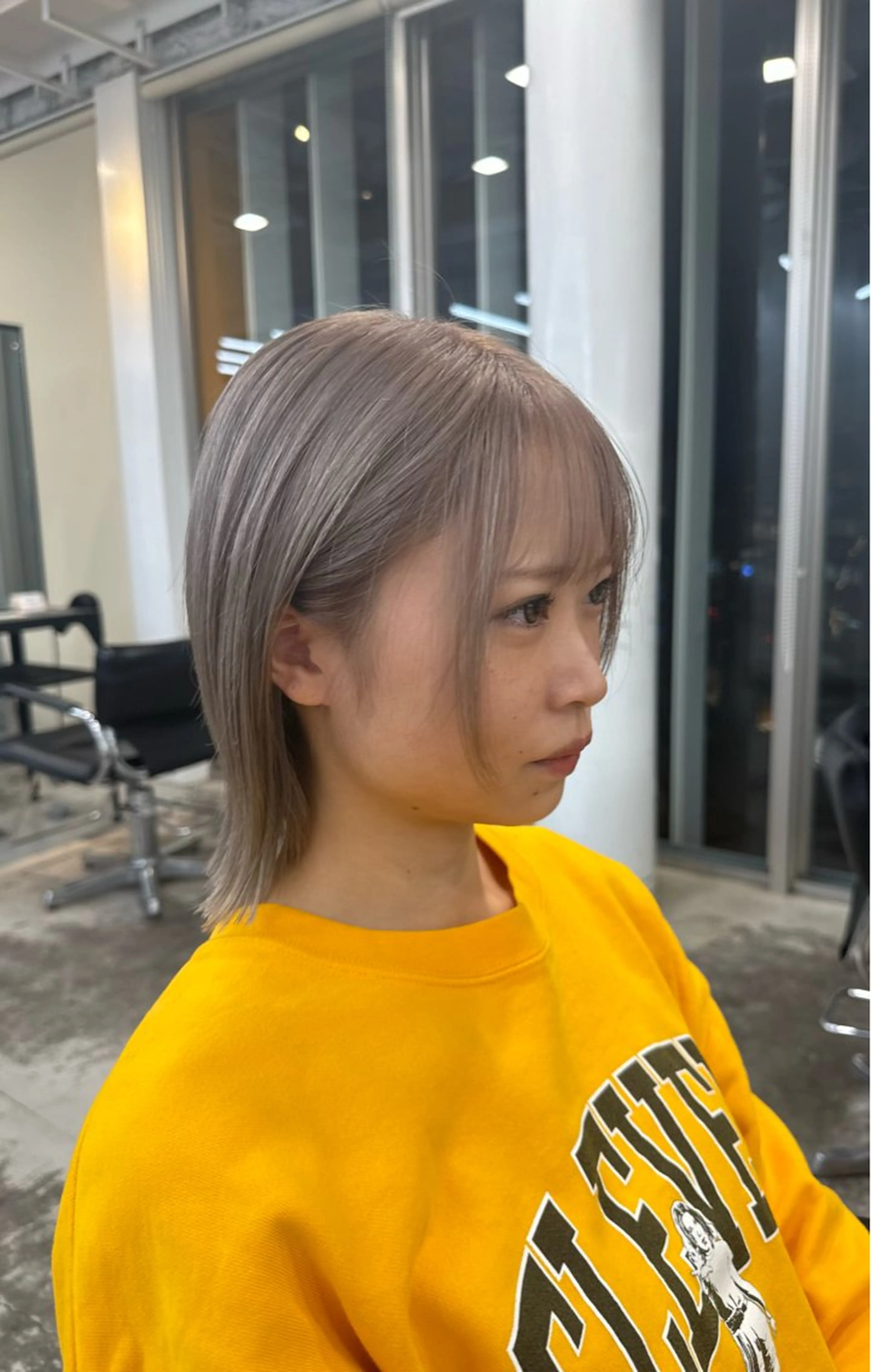 ショート カラー カット ヘアカラー トリートメント ザクザクレイヤー 🍀/ブリーチ/小田のヘアスタイル