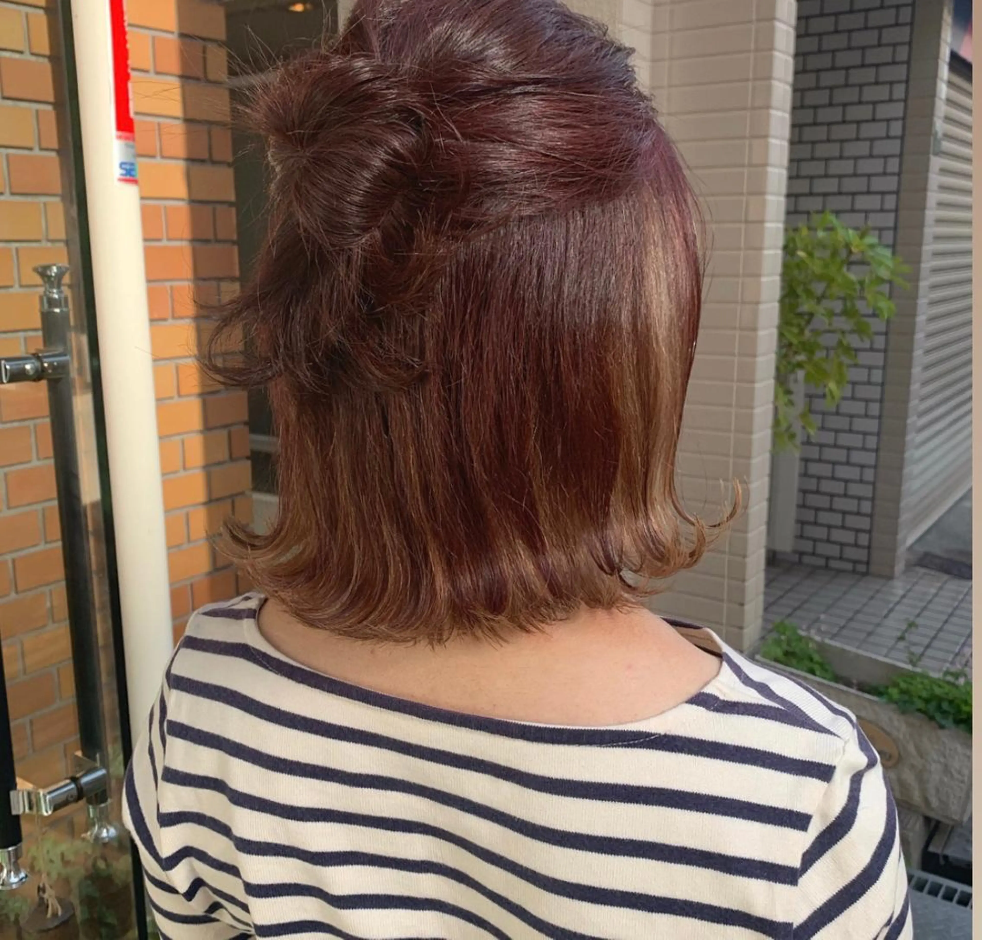 ミディアム カラー stylist店長 岡本真依のヘアスタイル