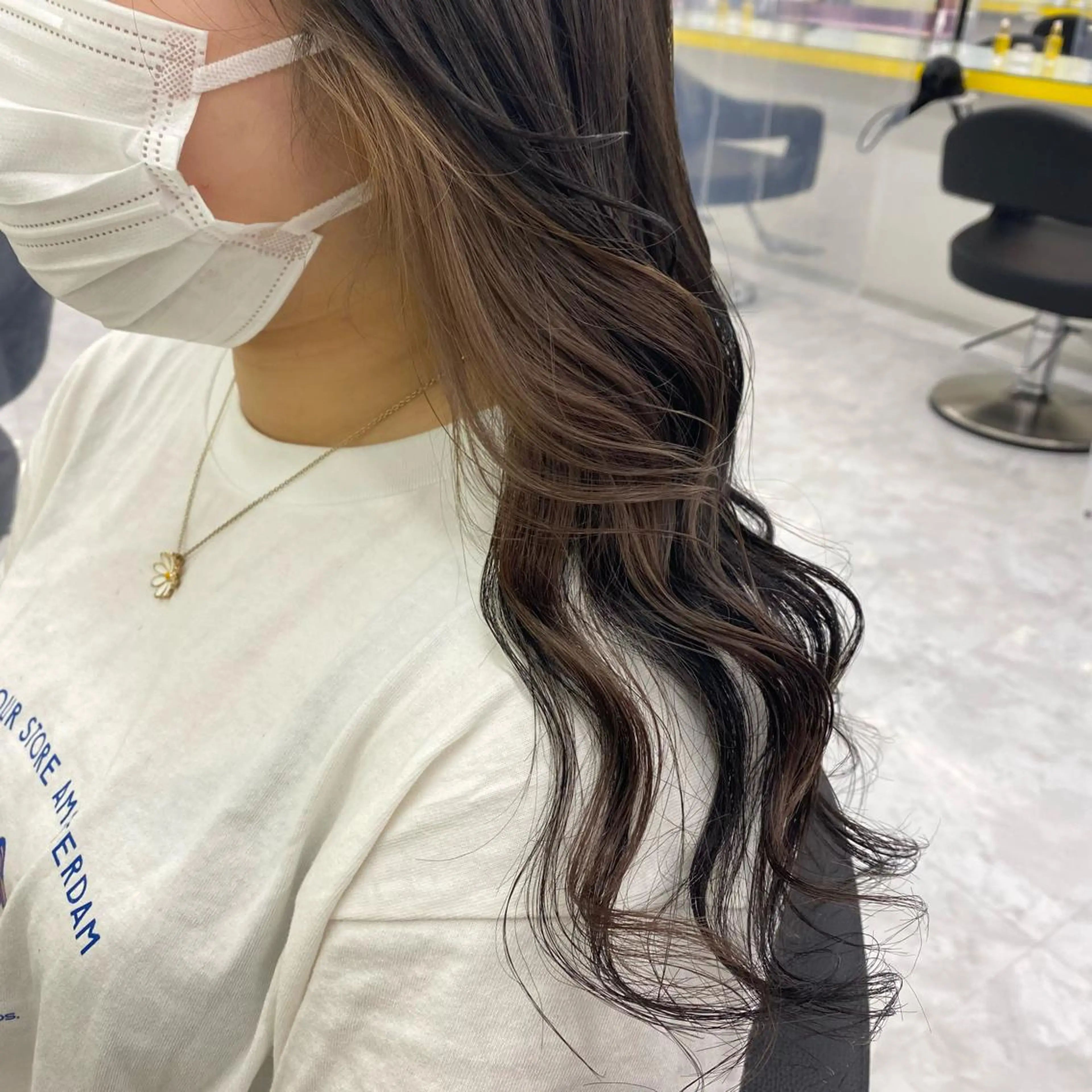 セミロング カラー ヘアアレンジ ヘアカラー トリートメント mai🍑暖色カラー /レイヤー💖のヘアスタイル