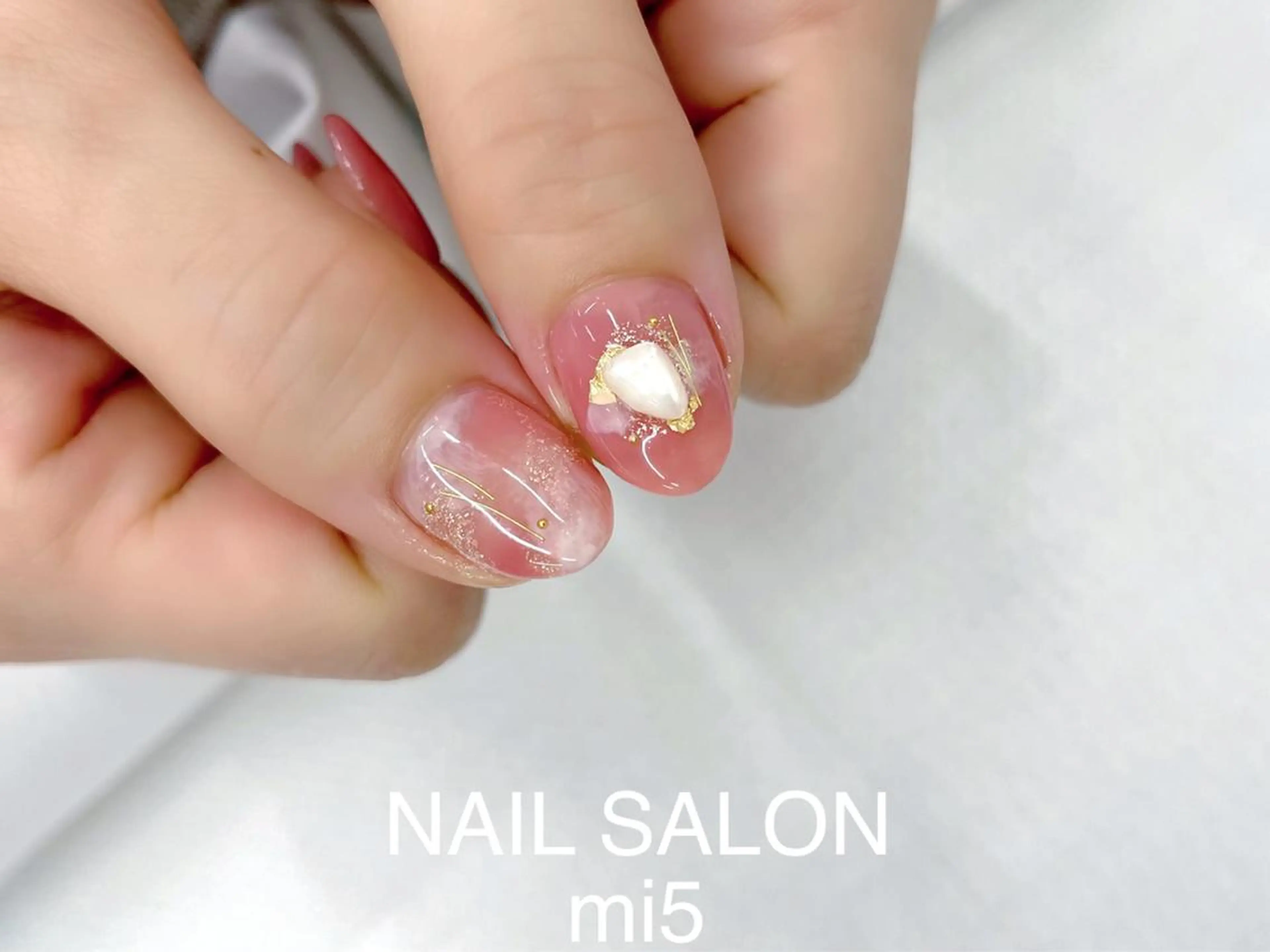 ネイル ニュアンスネイル NAIL SALON mi5／Momokoのネイルデザイン