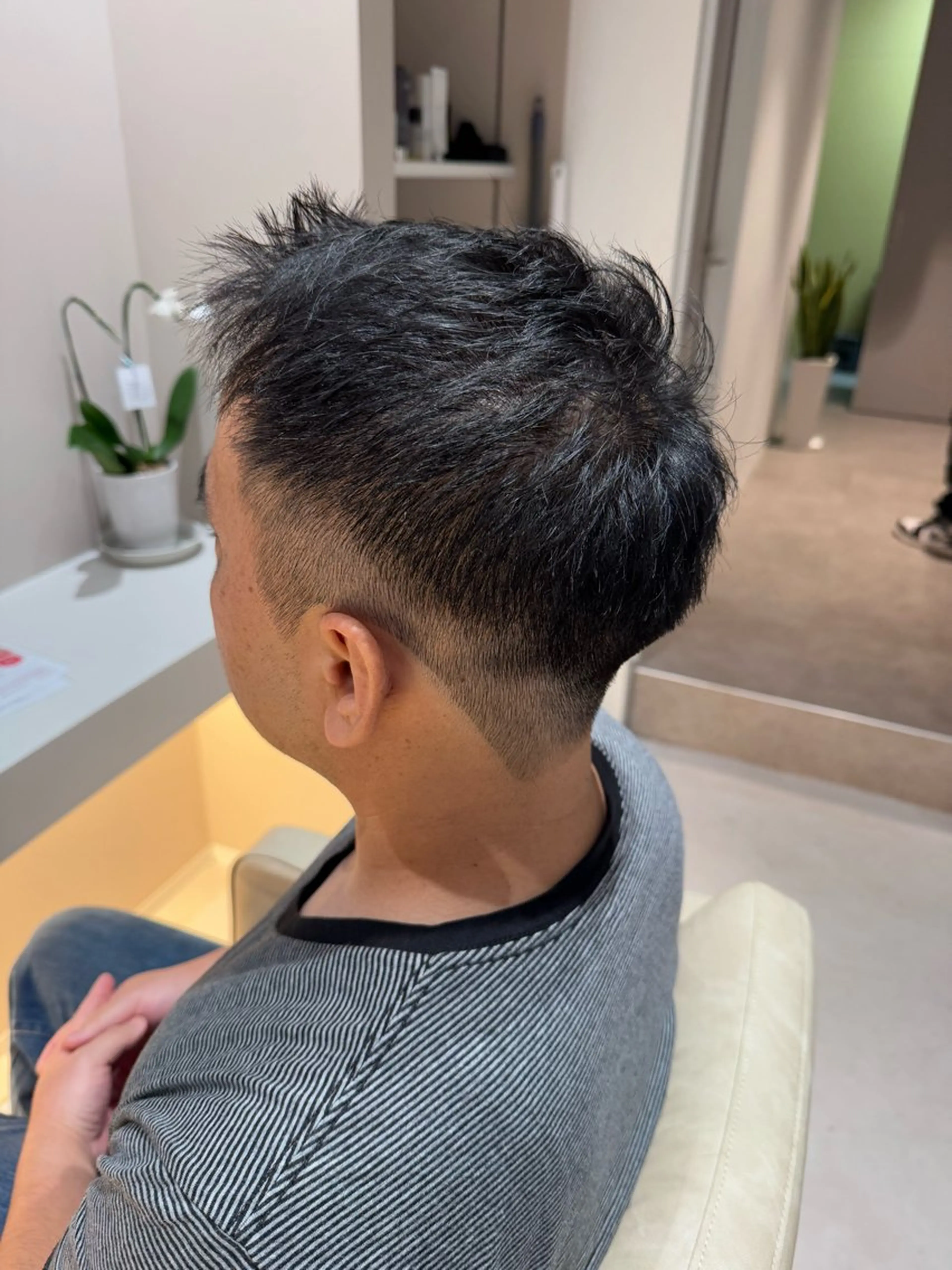 メンズ SUZUNE 🐣カットモデルのヘアスタイル