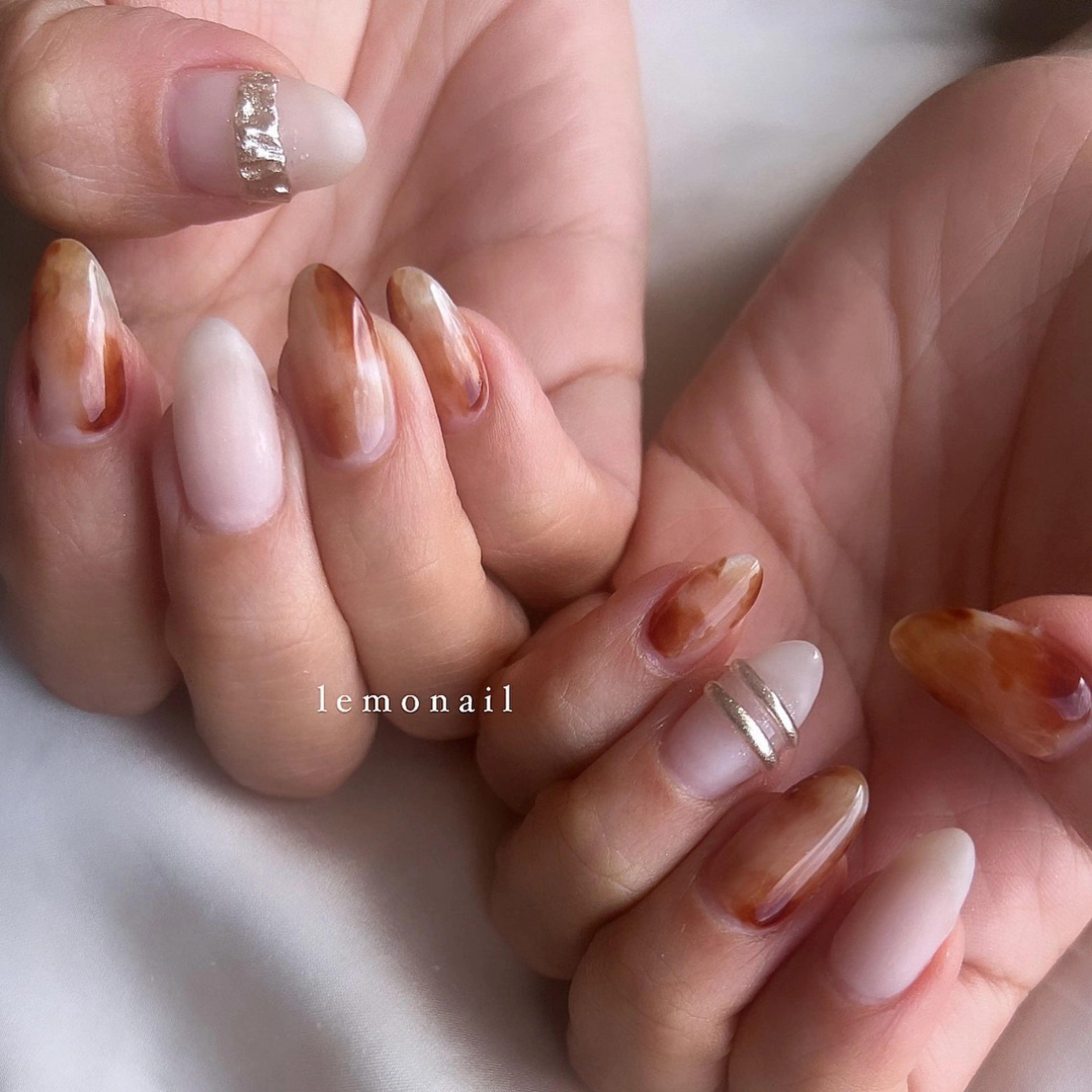 ネイル べっ甲ネイル lemo_nail 🍋のネイルデザイン