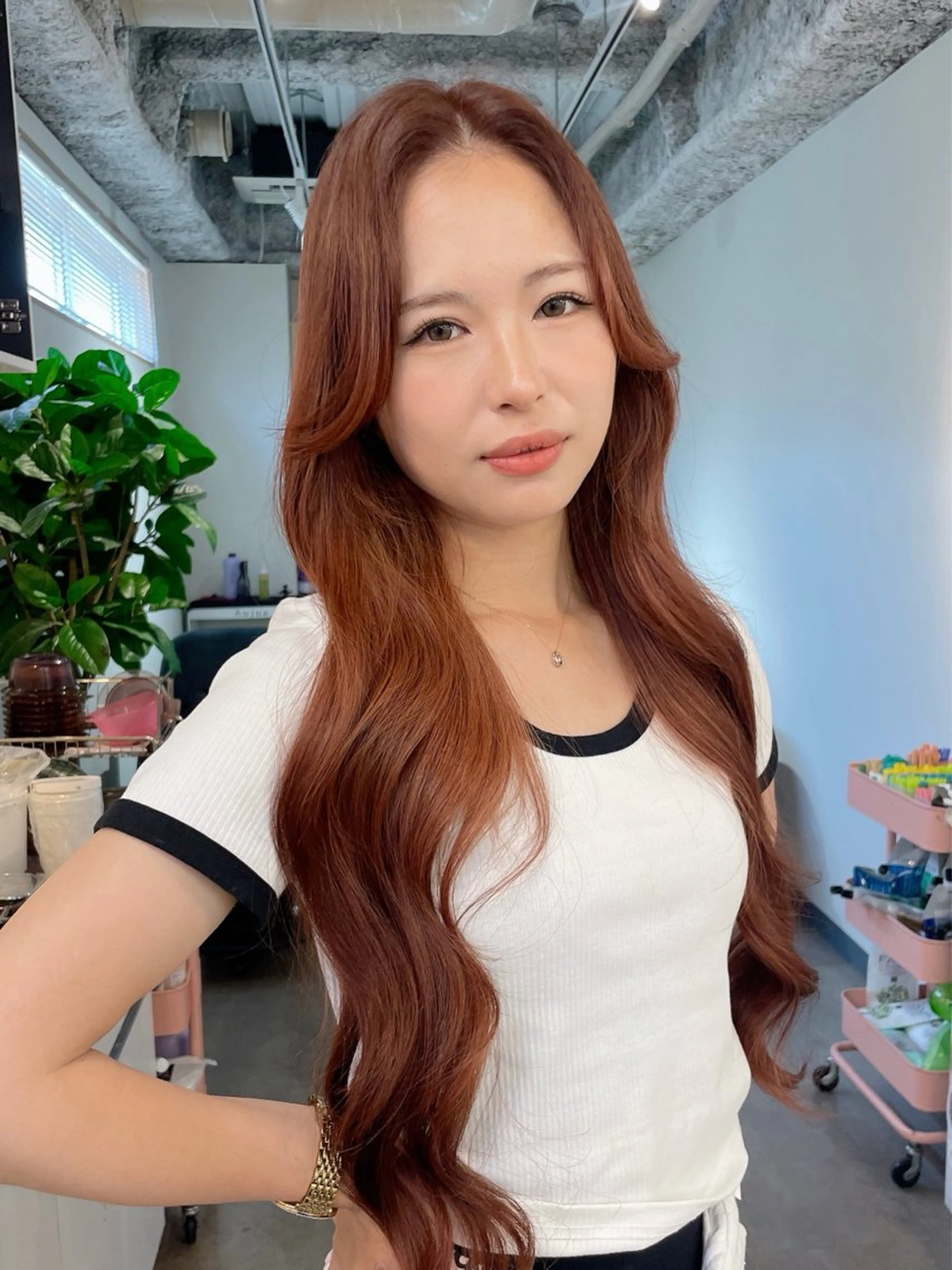 ロング カラー ブリーチ オレンジ チヒョ🦋 韓国hair🇰🇷のヘアスタイル