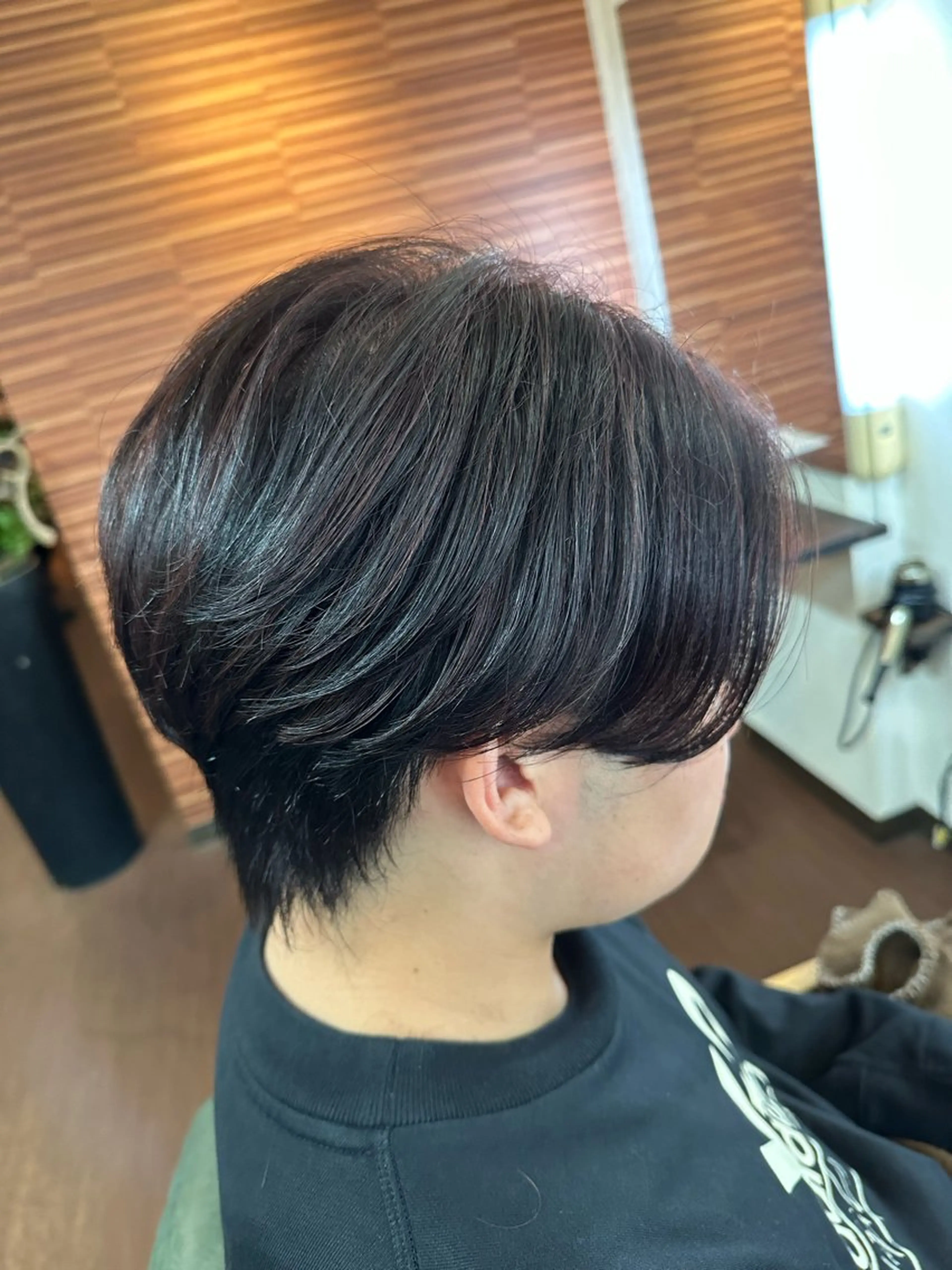 ショート カラー メンズ メンズハイライト ハイライトカラー ピンクカラー くびれヘア ハイライト カット ヘアカラー トリートメント 大人女性の艶カット カラー/菊池柊真🌟のヘアスタイル