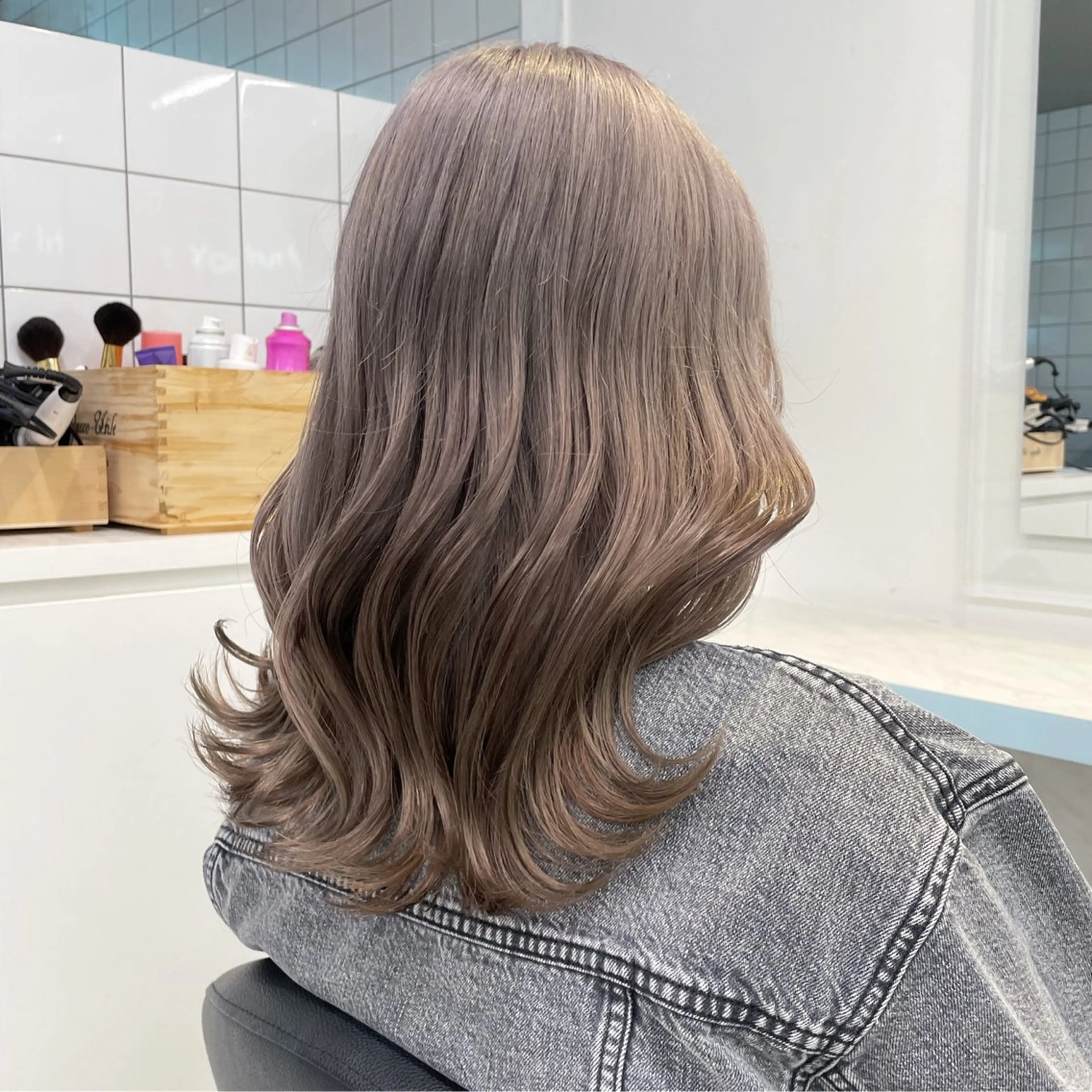 ミディアム カラー 【美髪矯正/絹髪】 🎀hinano🎀のヘアスタイル