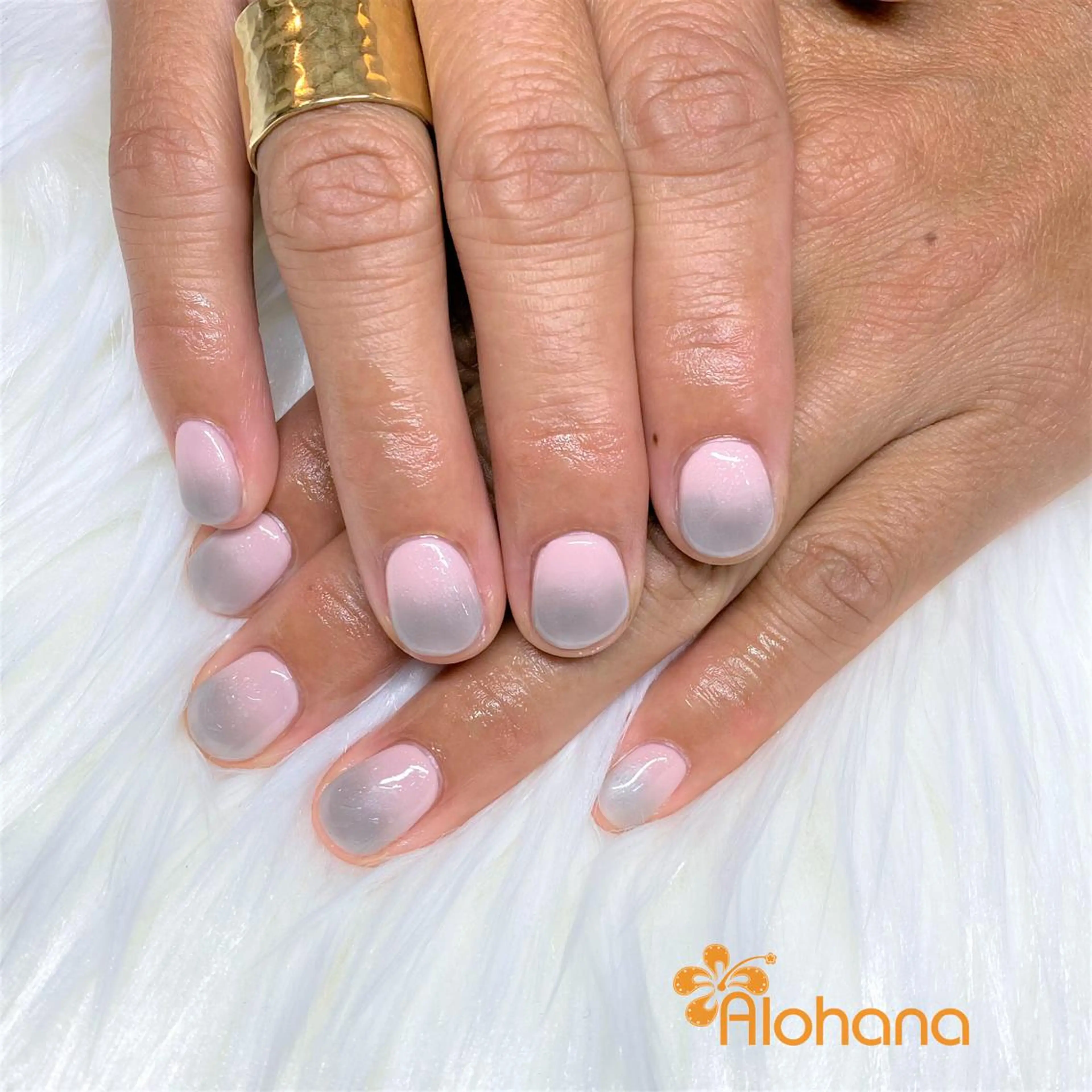 ネイル グラデーション ハンドネイル Alohana Minaのネイルデザイン