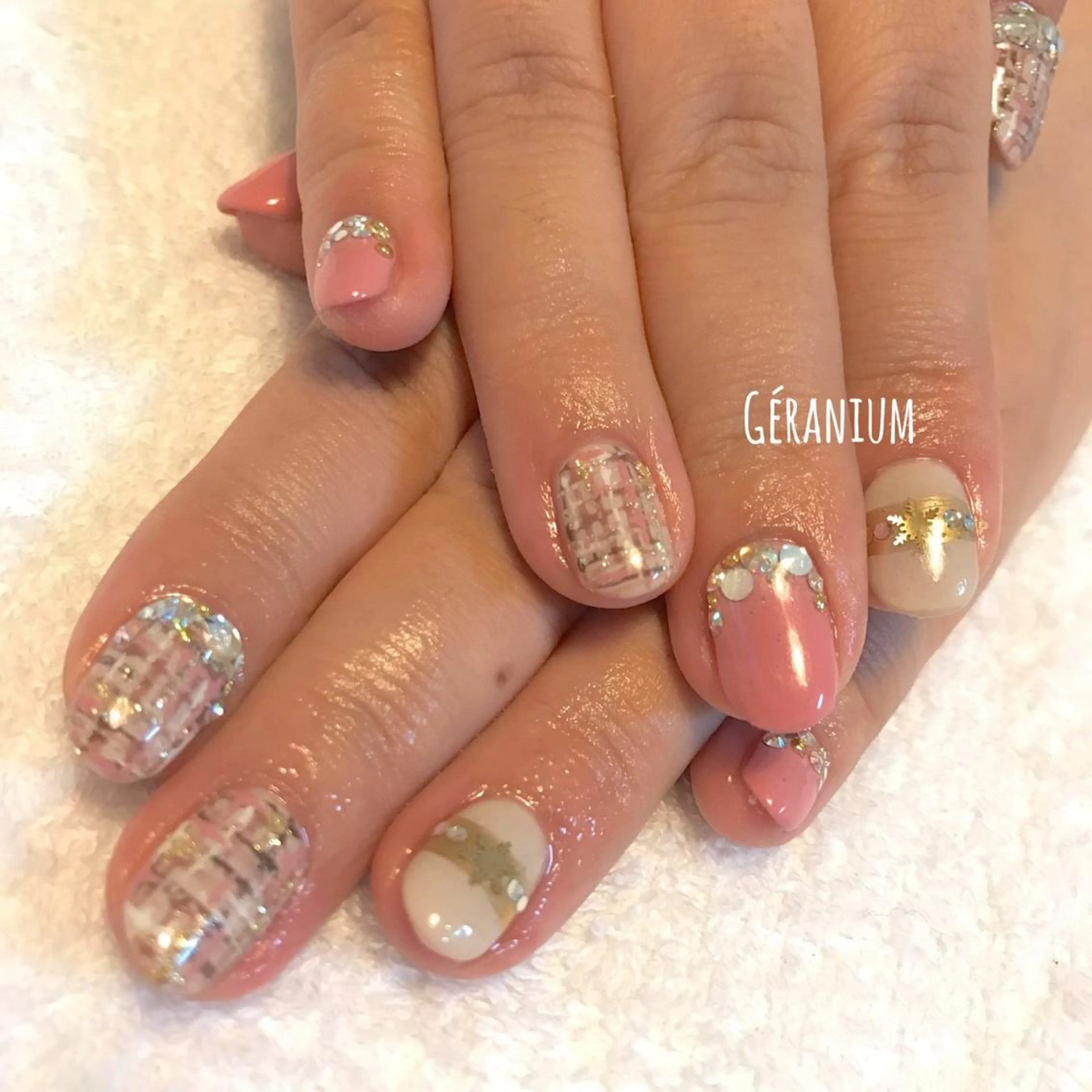 ネイル ツイードネイル GéRanium Harukaのネイルデザイン