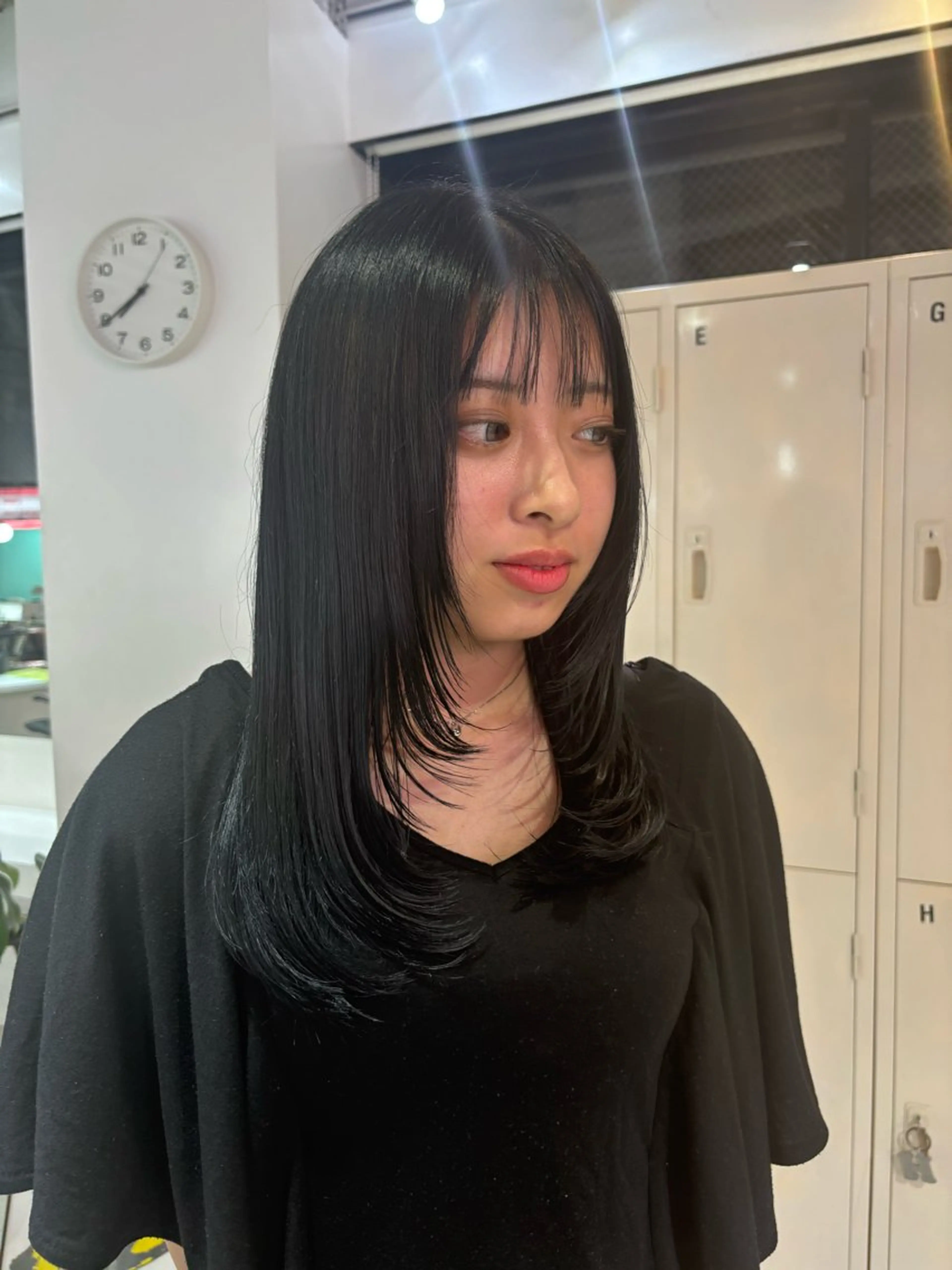 ミディアム レイヤーボブ🎵 ブリーチ/りりのヘアスタイル