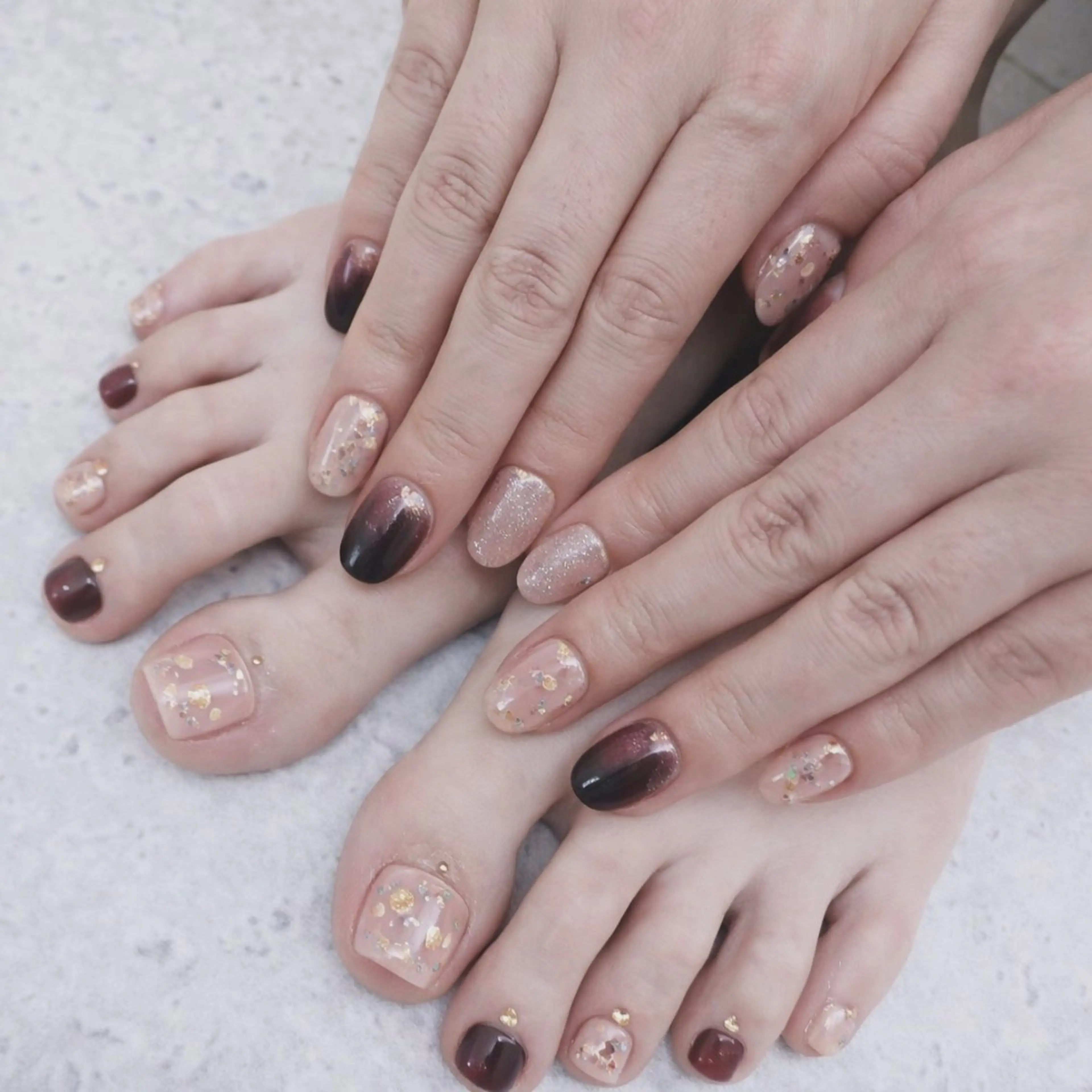 ネイル フットネイル シンプルネイル ハンドネイル フットネイル Roger 舞のネイルデザイン