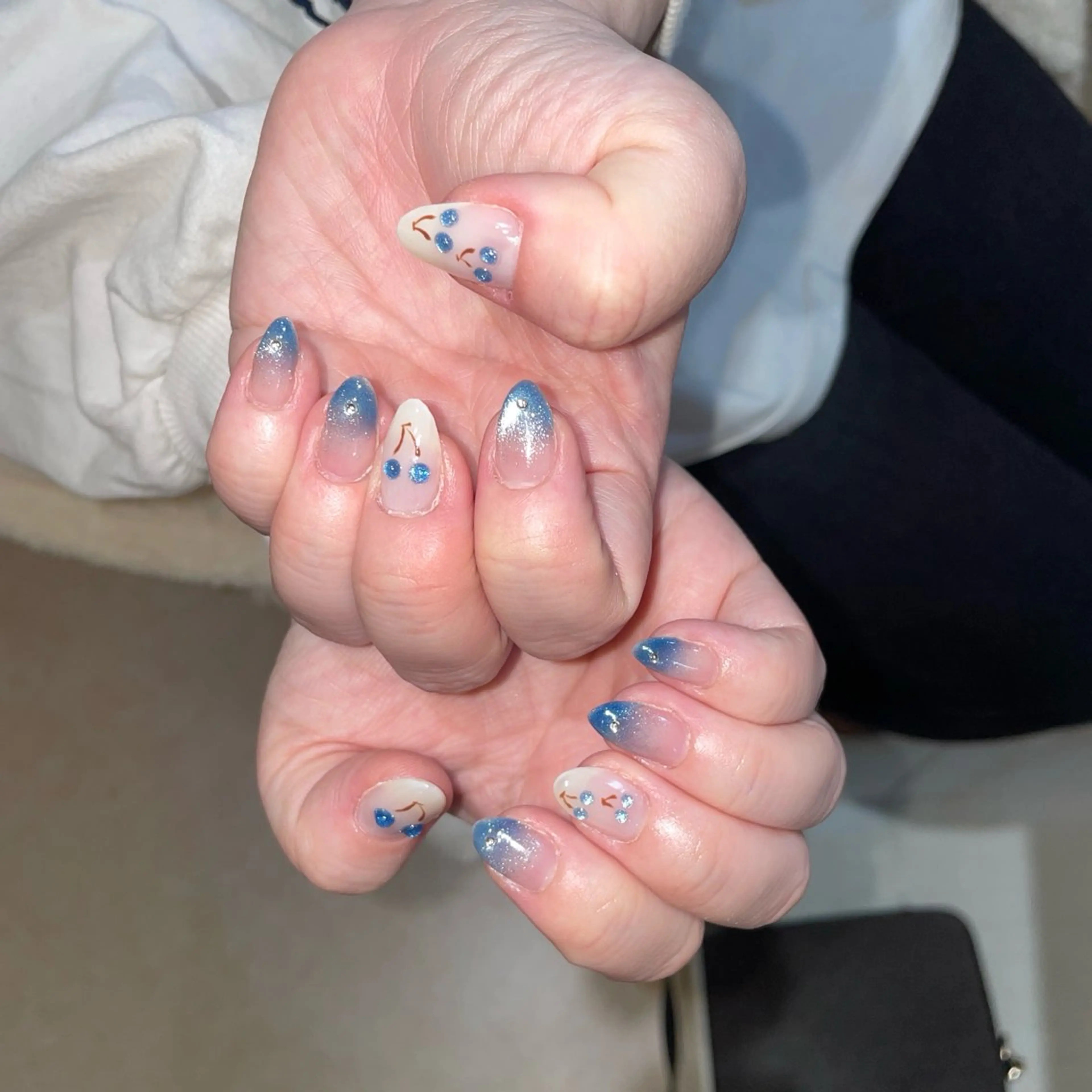 ネイル ハンドネイル SunNail池袋 🍧エミリーのネイルデザイン
