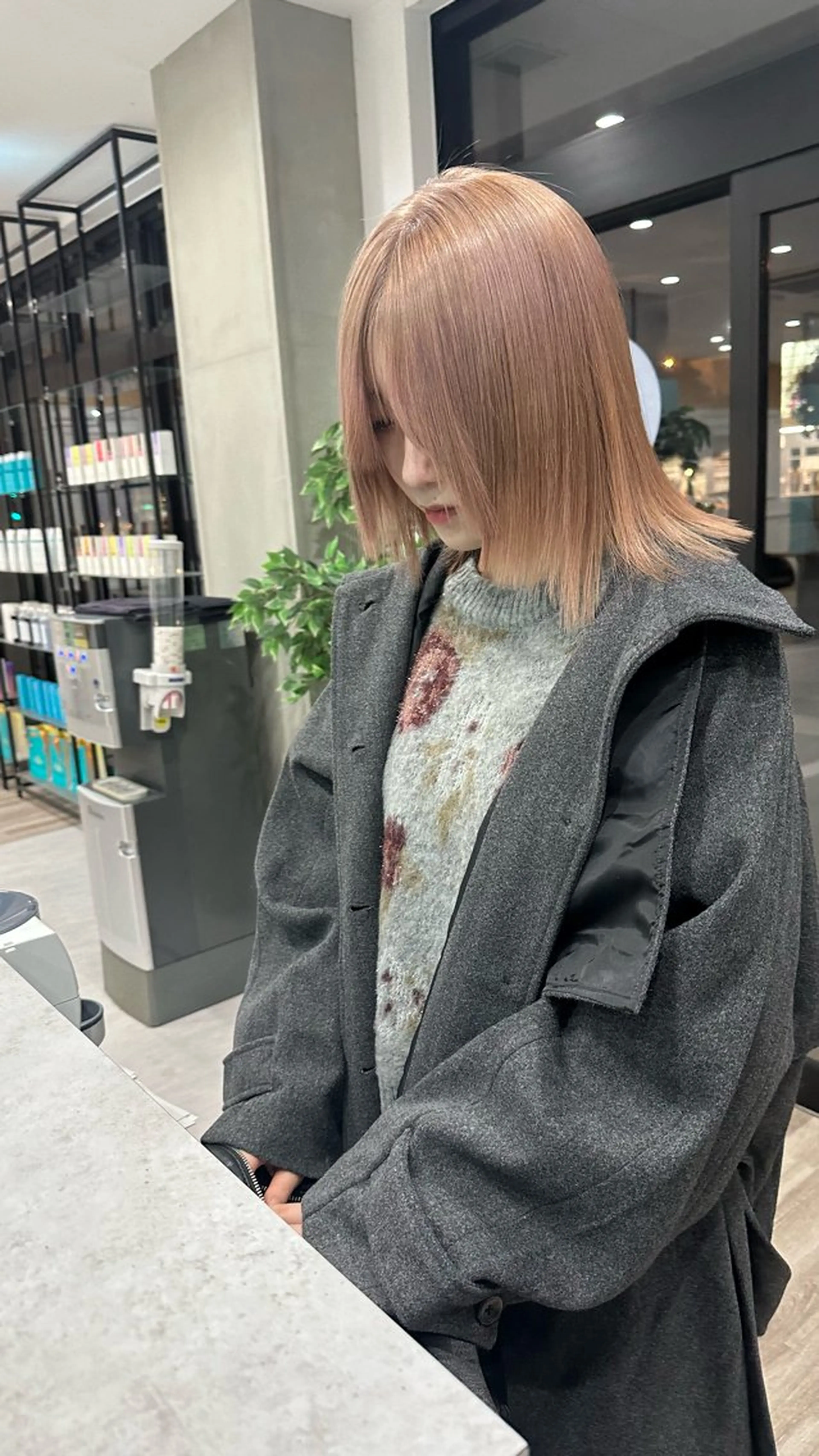 ミディアム カワカミ ユウダイのヘアスタイル